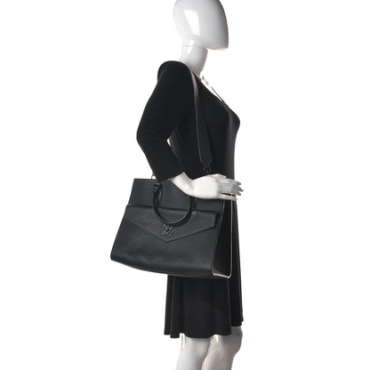 Louis Vuitton Soft Calfskin Lockme Tote MM Black 2 of 11