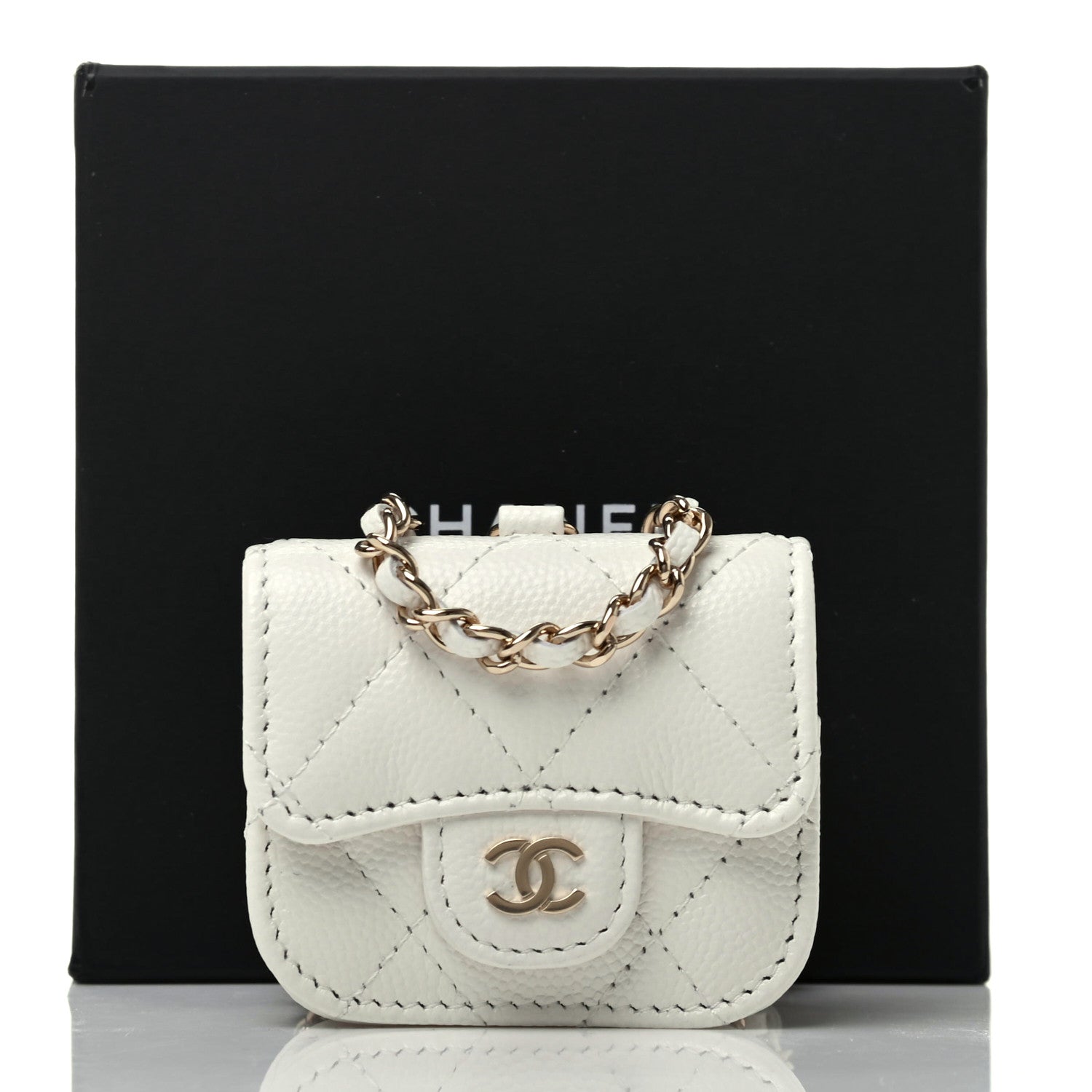 Chanel Caviar Quilted Airpods Pro Case White 7 of 7