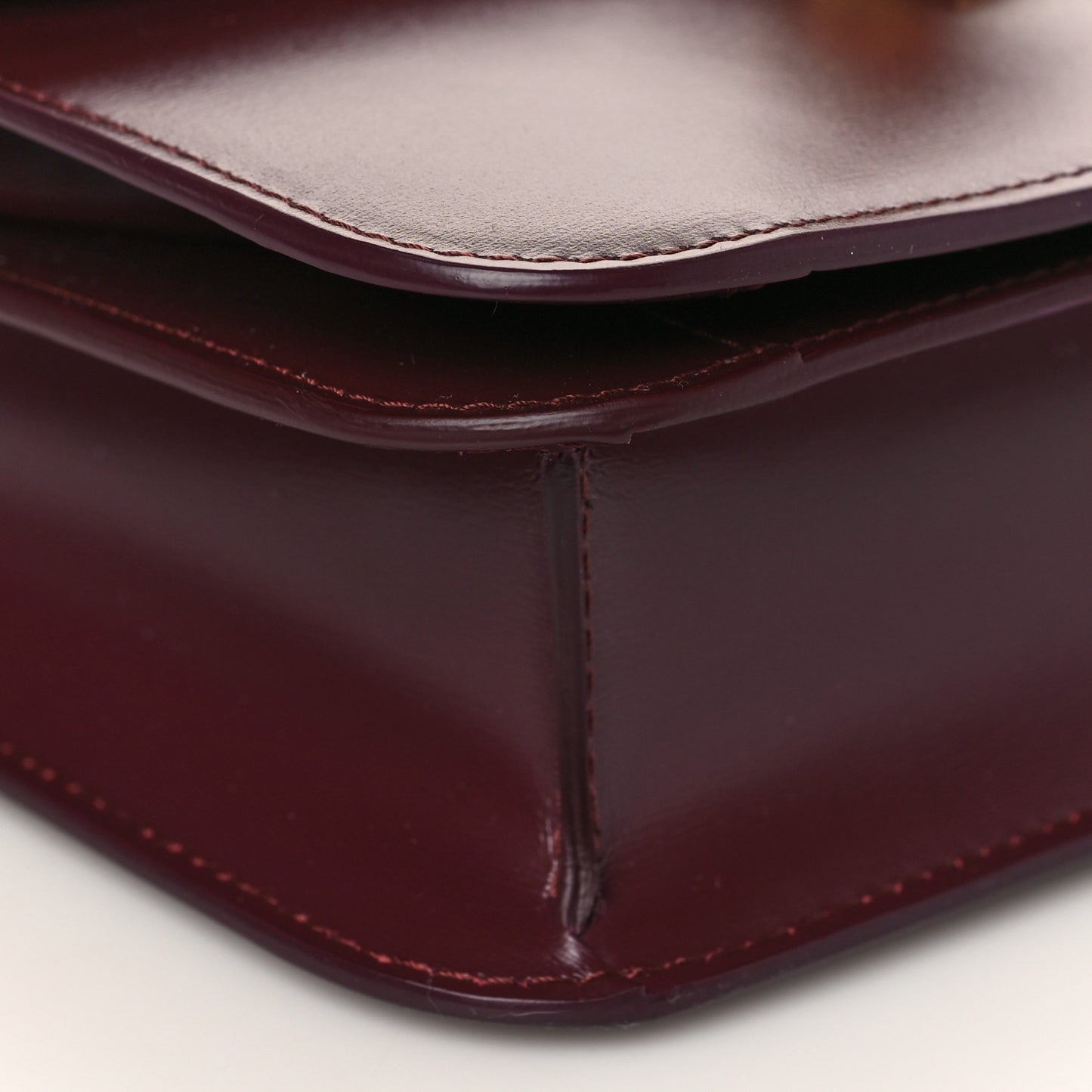 Box Calfskin Teen Classic Box Flap Bag Burgundy