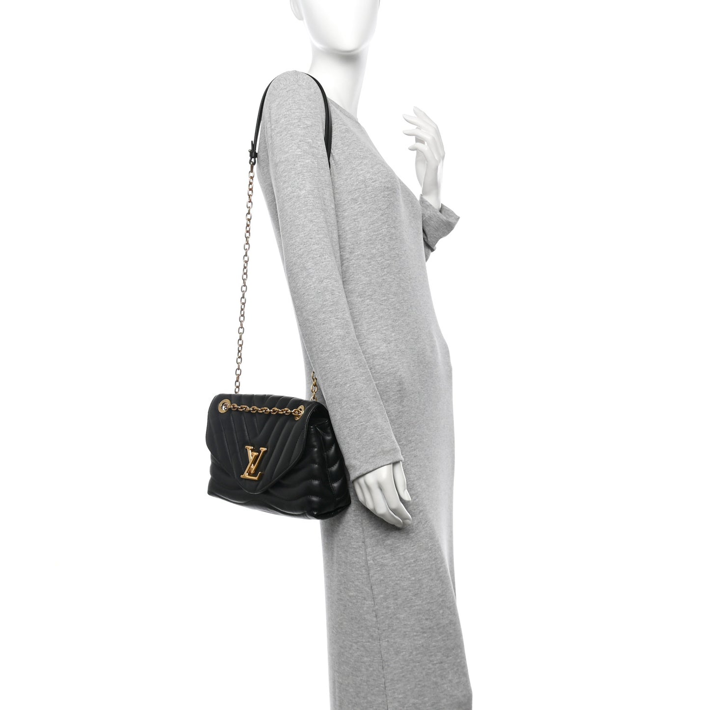 Calfskin New Wave Chain MM NM Black