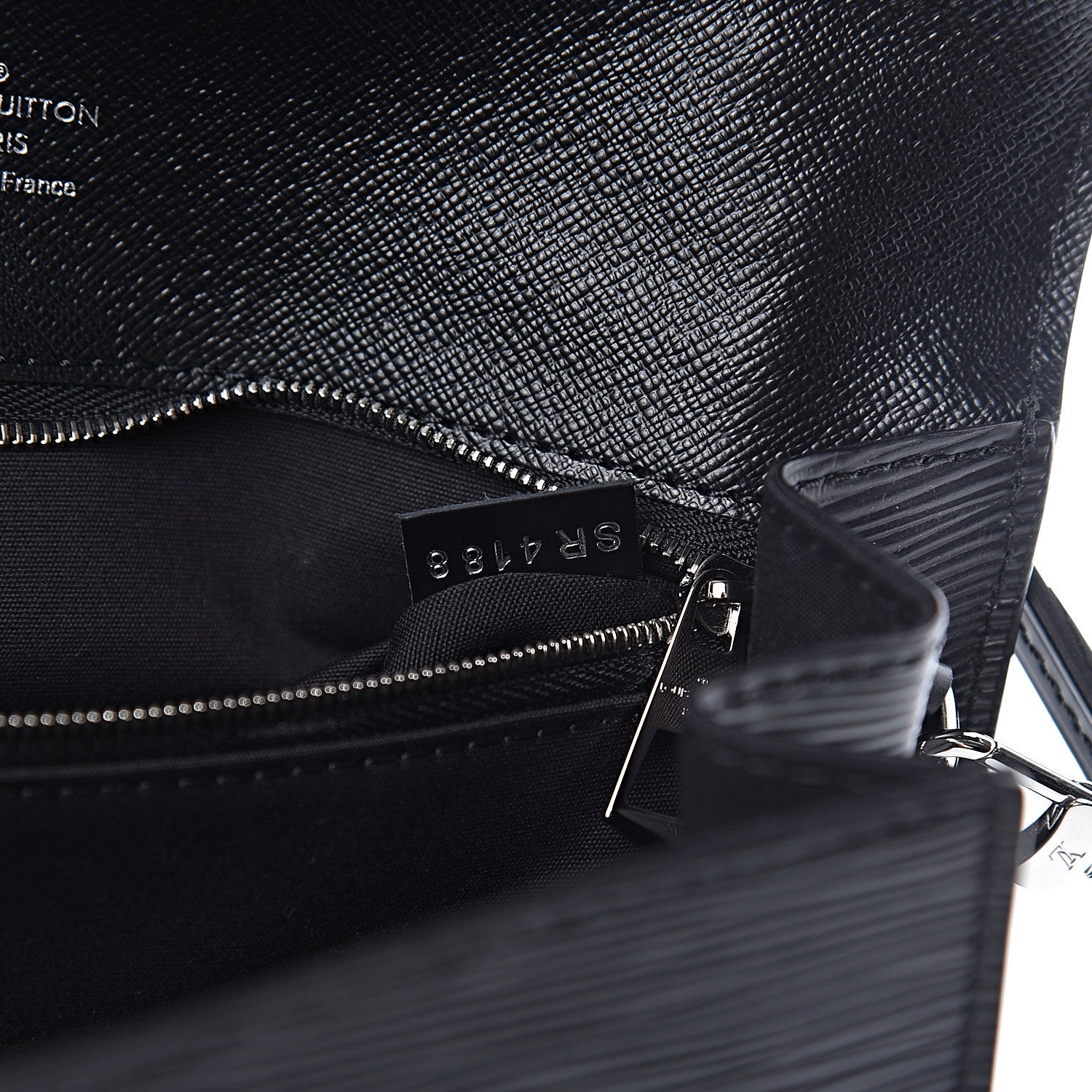 Louis Vuitton Epi Clery Black 7 of 10
