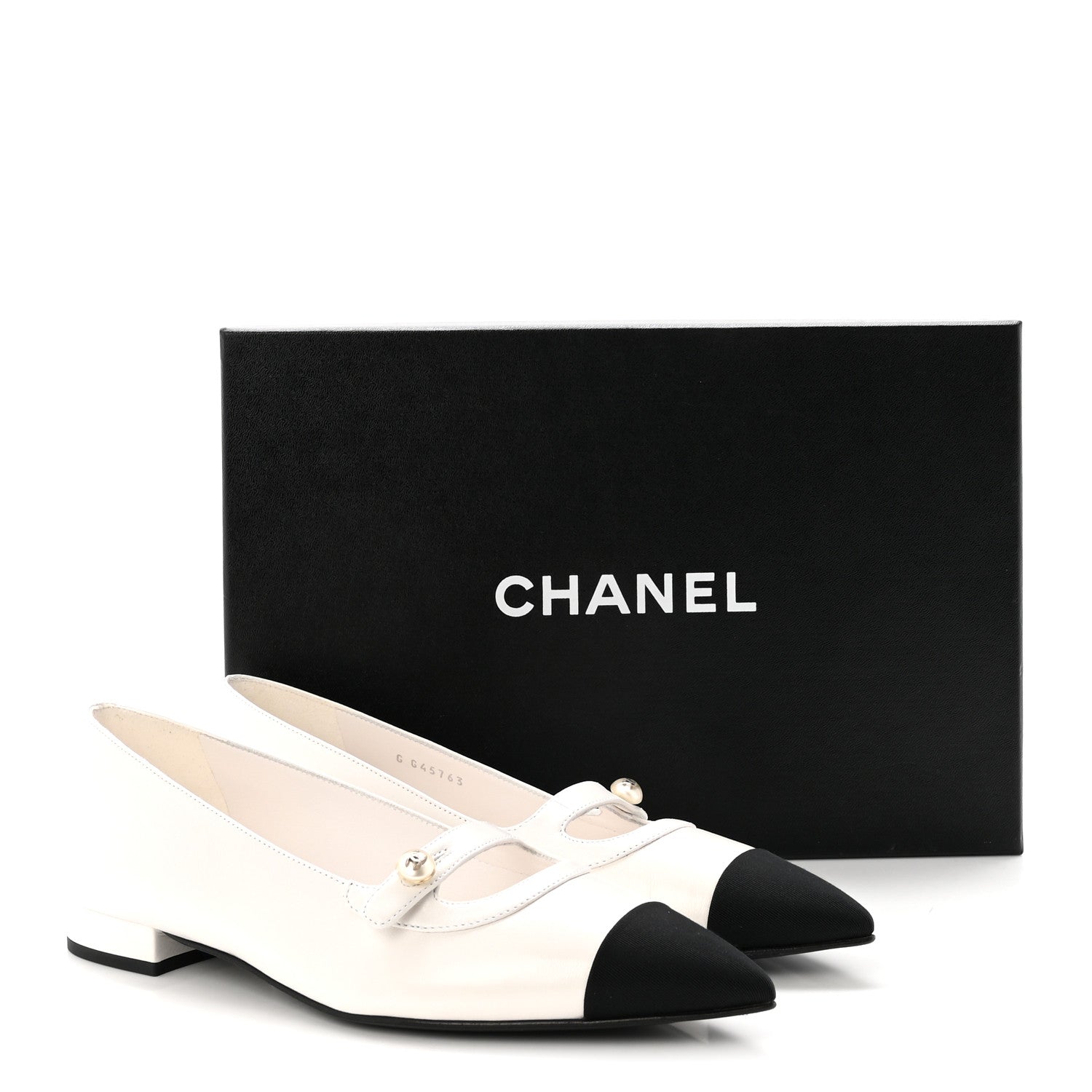 Chanel Shiny Lambskin Grosgrain Pearl Mary Janes Flats 37.5 White Black 10 of 10