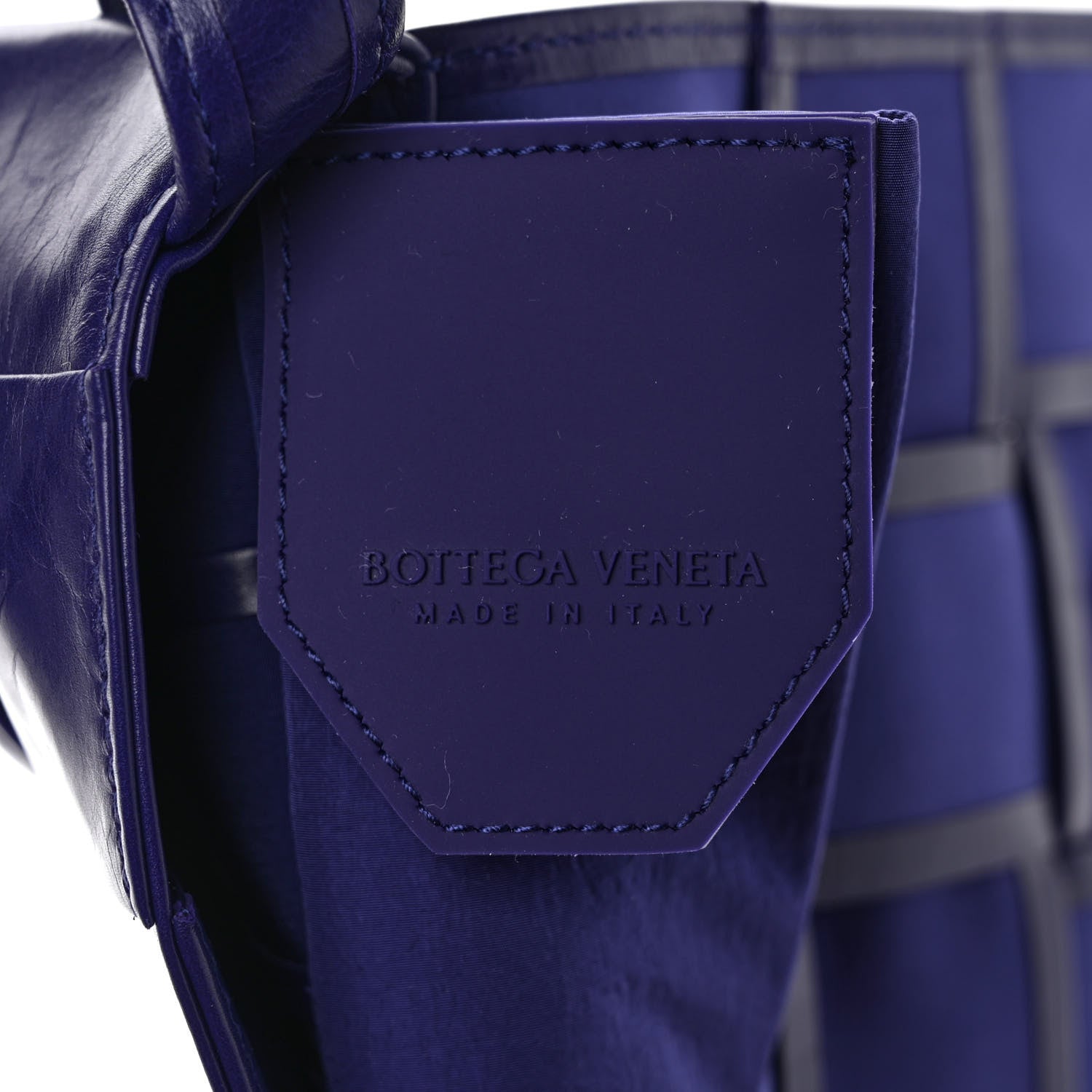 Bottega Veneta Crinkled Lambskin Maxi Intrecciato Extra Mini Cassette Crossbody Bag Unicorn 6 of 8