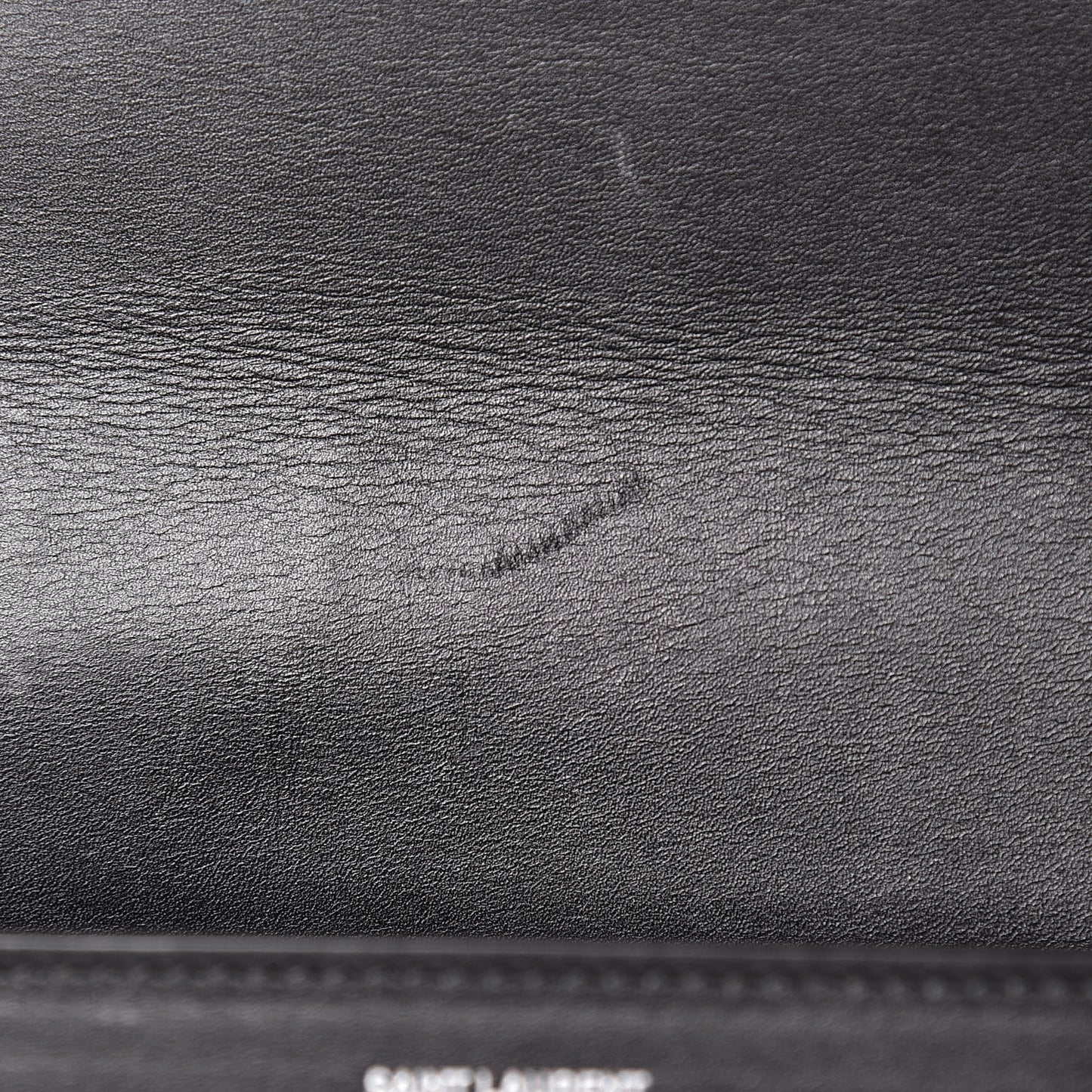 Calfskin Medium Classic Betty Black