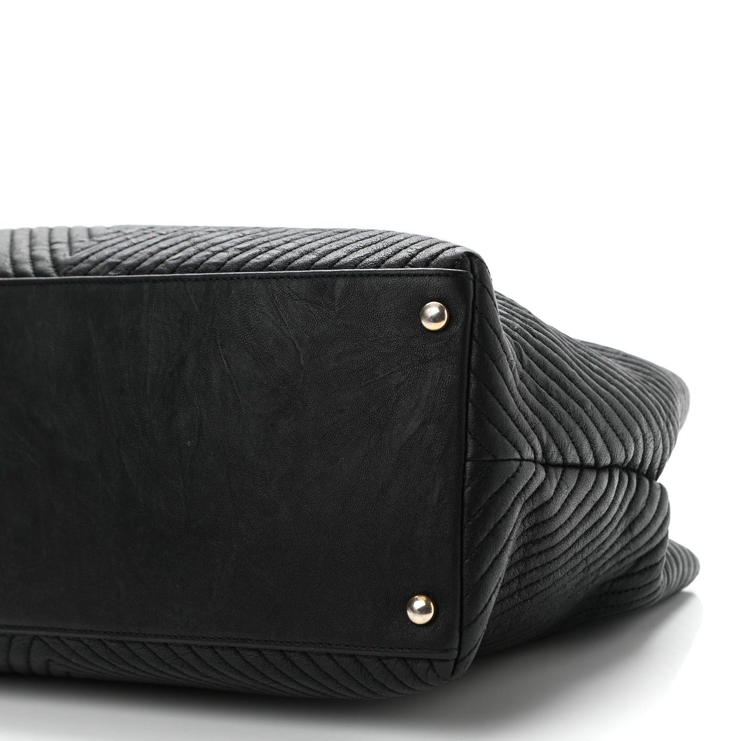Wrinkled Lambskin Chevron Quilted Surpique Tote Black