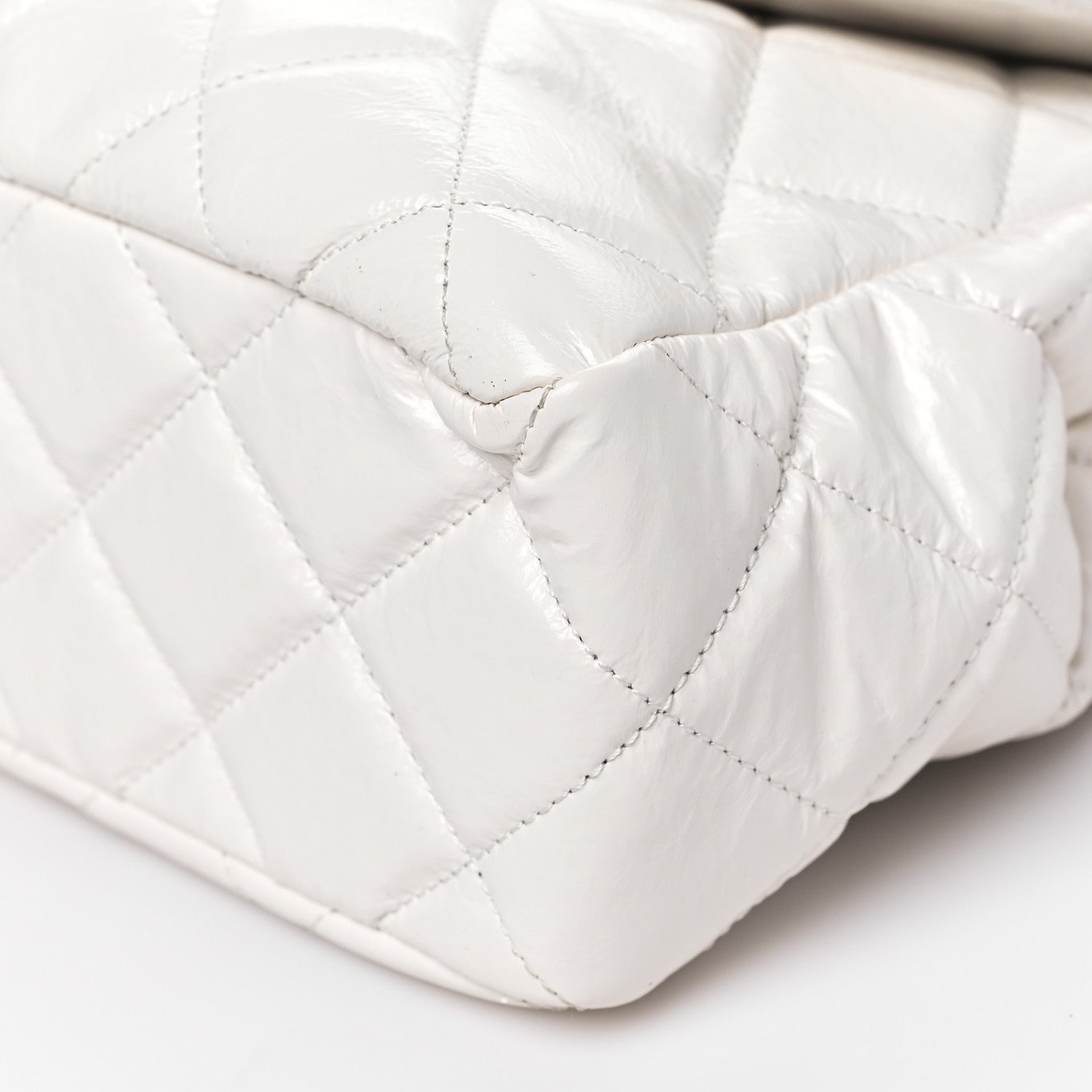 Chanel Shiny Crumpled Calfskin Quilted Large Wavy CC Hobo White 10 of 11