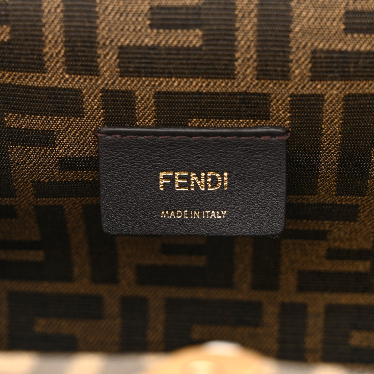Shiny Nappa Small Fendi First Ghiaia