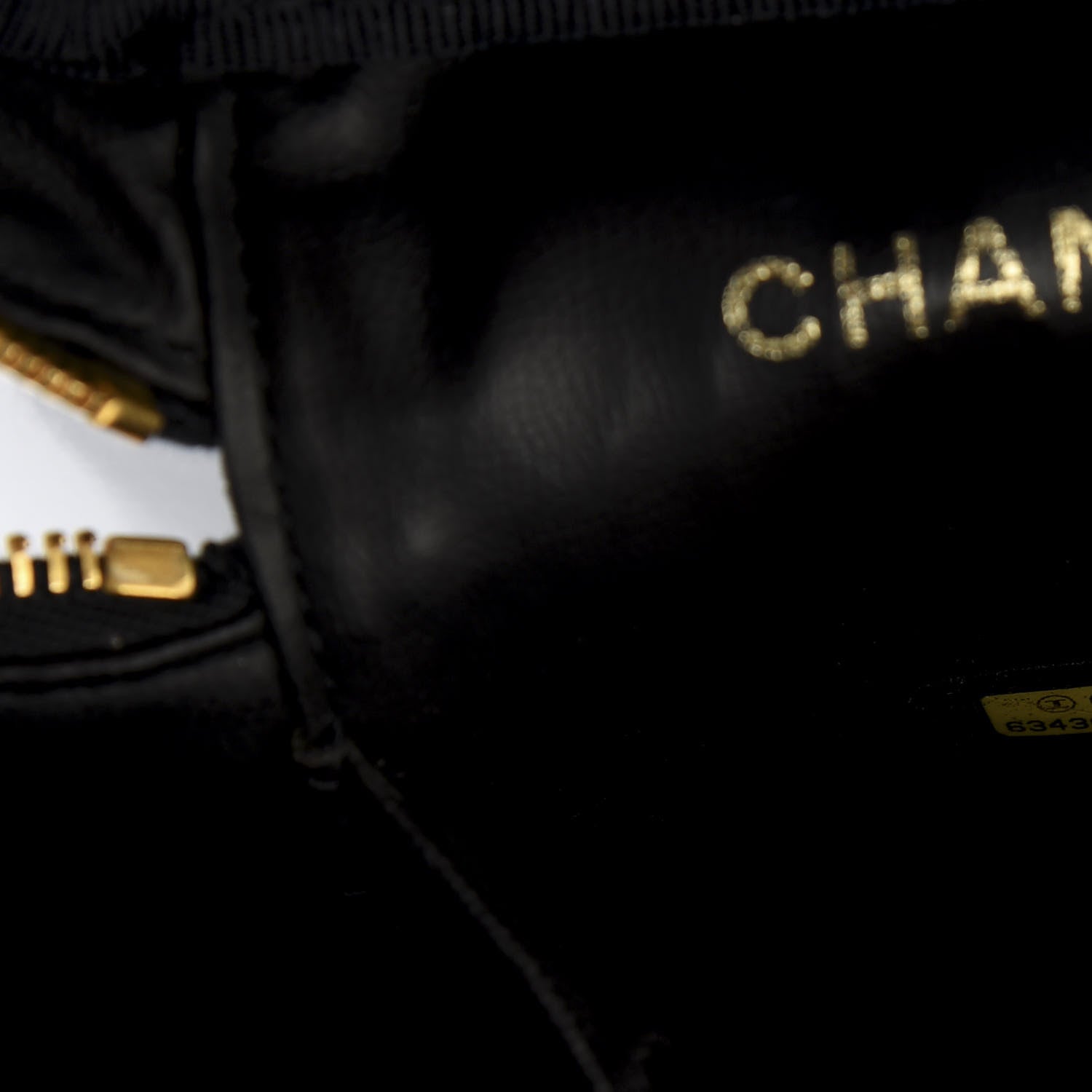 Chanel Caviar Cosmetic Vanity Bag Black 9 of 11