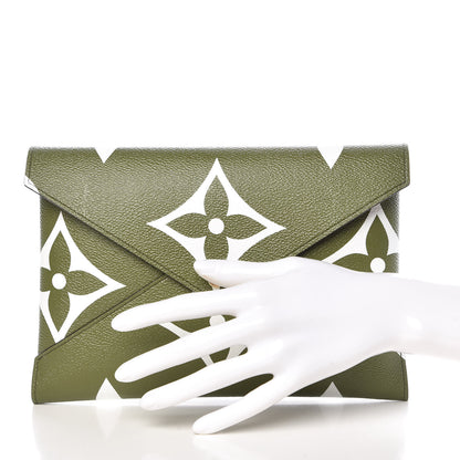 Louis Vuitton Monogram Giant Kirigami Pochette Set 2 of 12