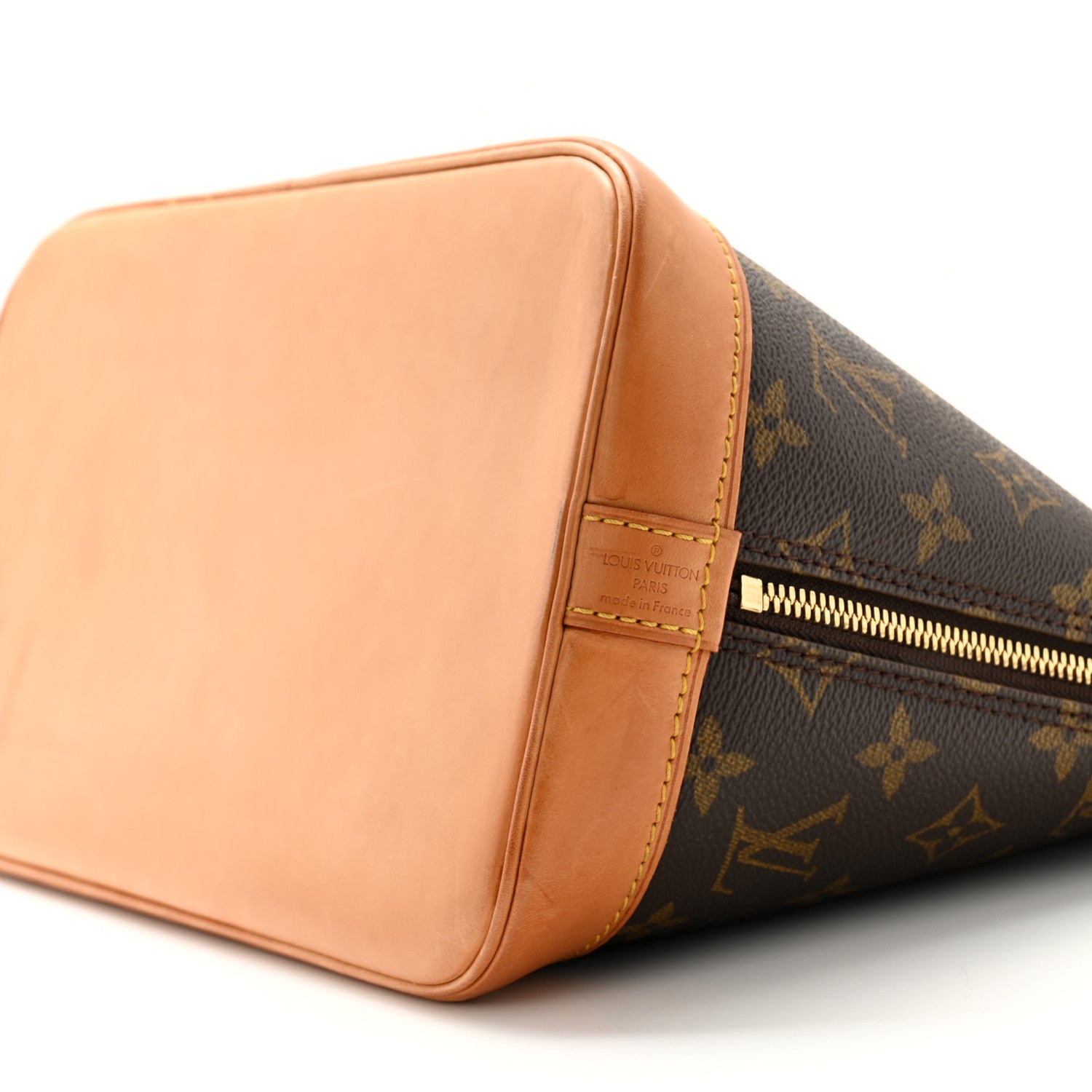 Louis Vuitton Monogram Alma PM 9 of 11