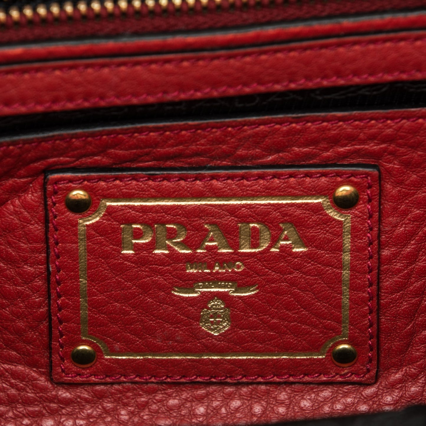 Vitello Daino Sound Twin Pocket Satchel Rosso