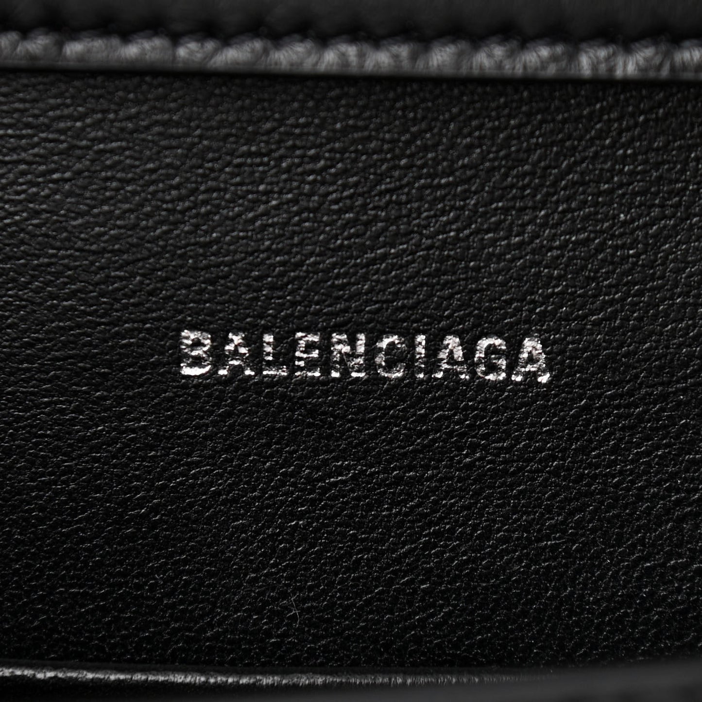 Shiny Calfskin Monochrome Crocodile Embossed Small Hourglass Evening Chain Bag Black