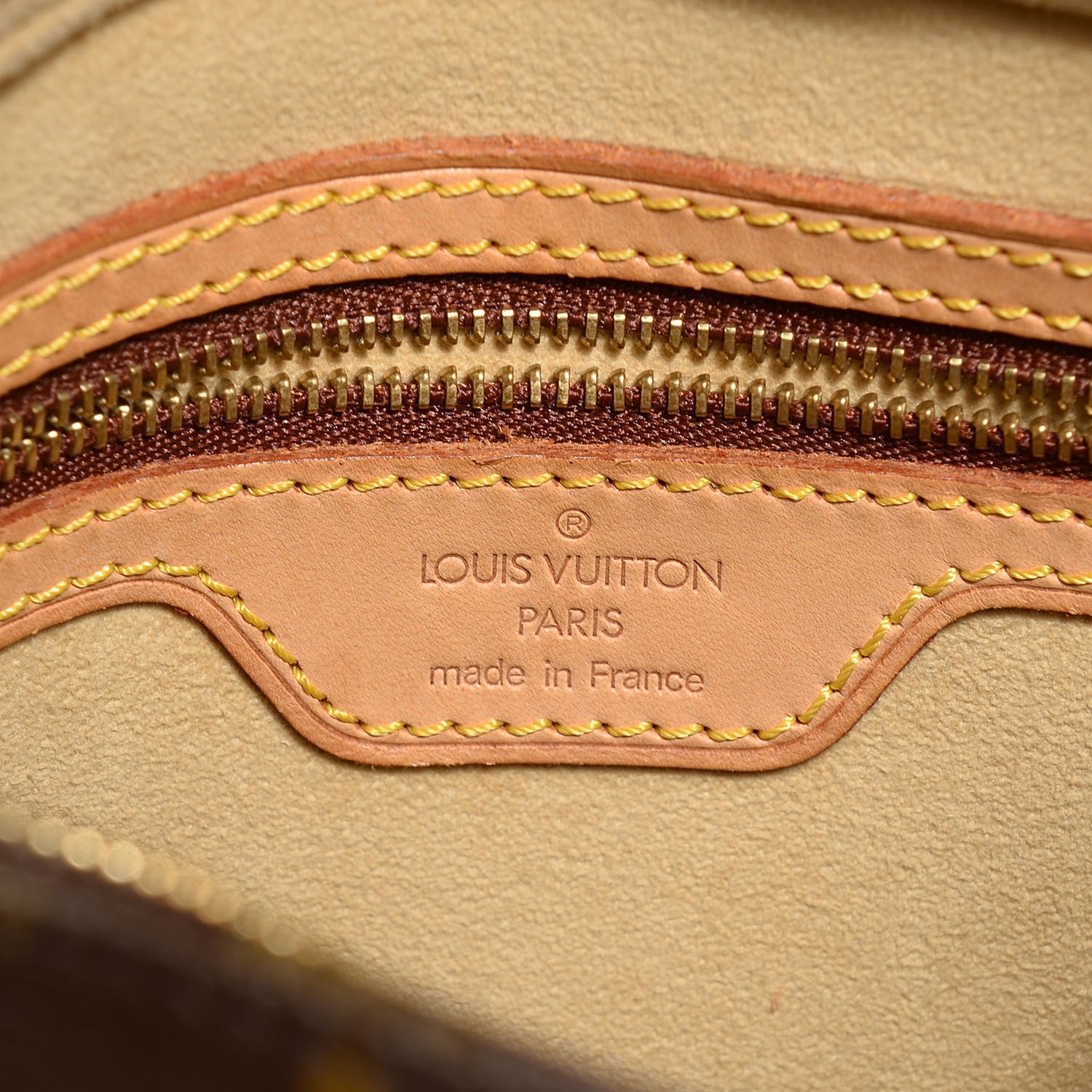 Louis Vuitton Monogram Looping MM 6 of 7
