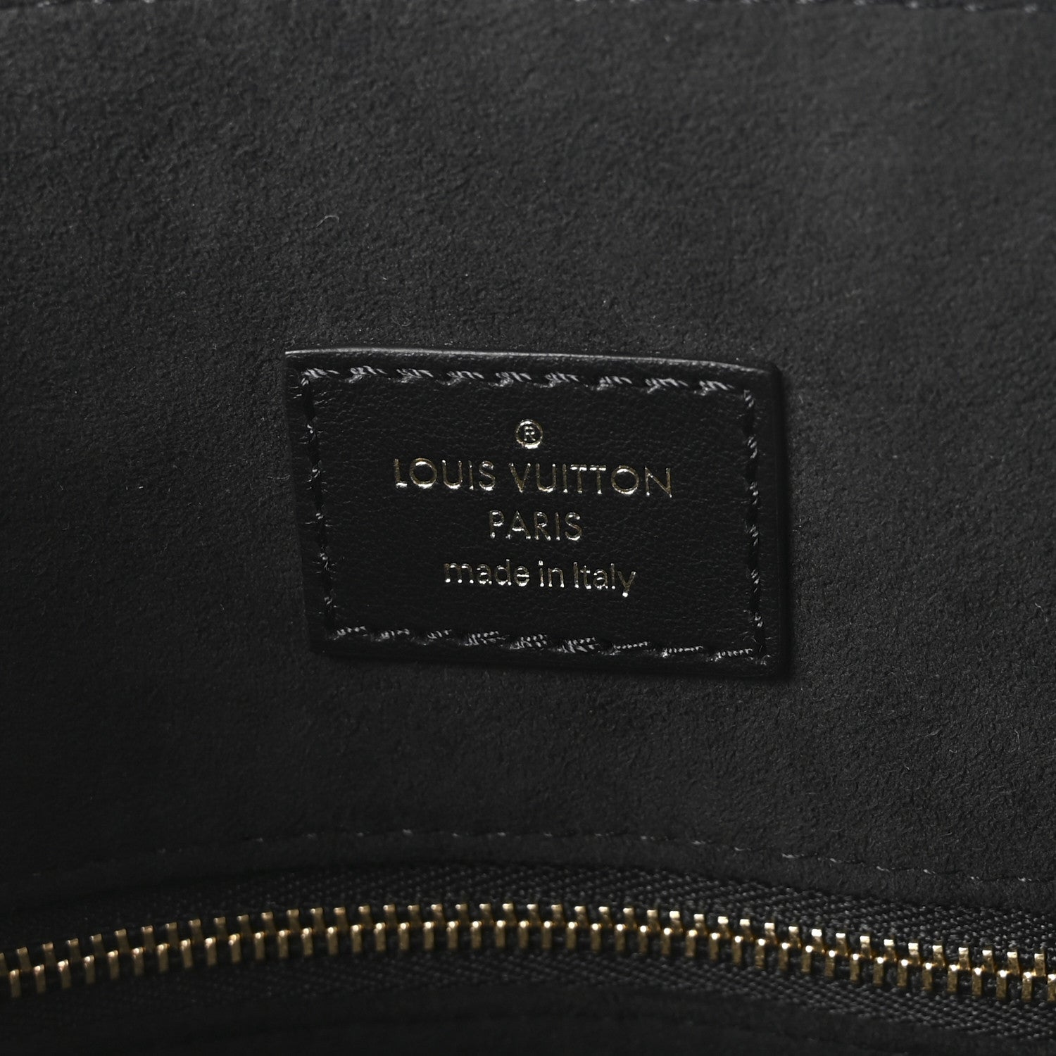Louis Vuitton Epi Sac Plat PM Black 6 of 9