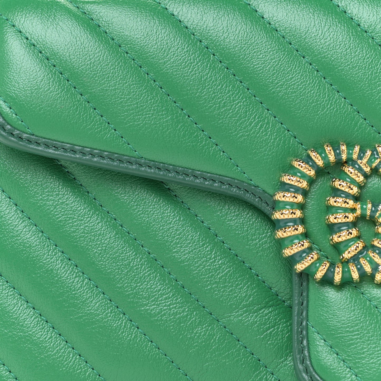 Azalea Calfskin Enamel Matelasse Diagonal Small Torchon GG Marmont Shoulder Bag New Shamarock Emerald