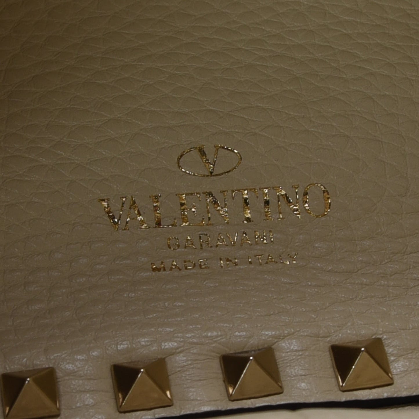 Grained Calfskin Medium Rockstud Reversible Tote Black Ivory