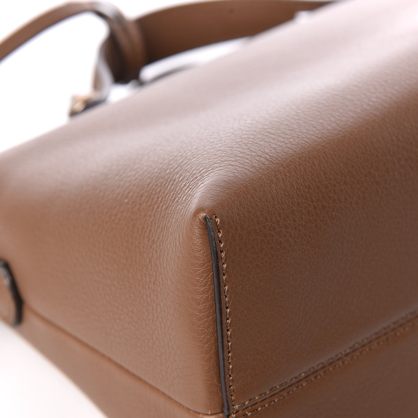 Vitello Dolce Croc Tail Medium By The Way Boston Bag Foresta Marrone