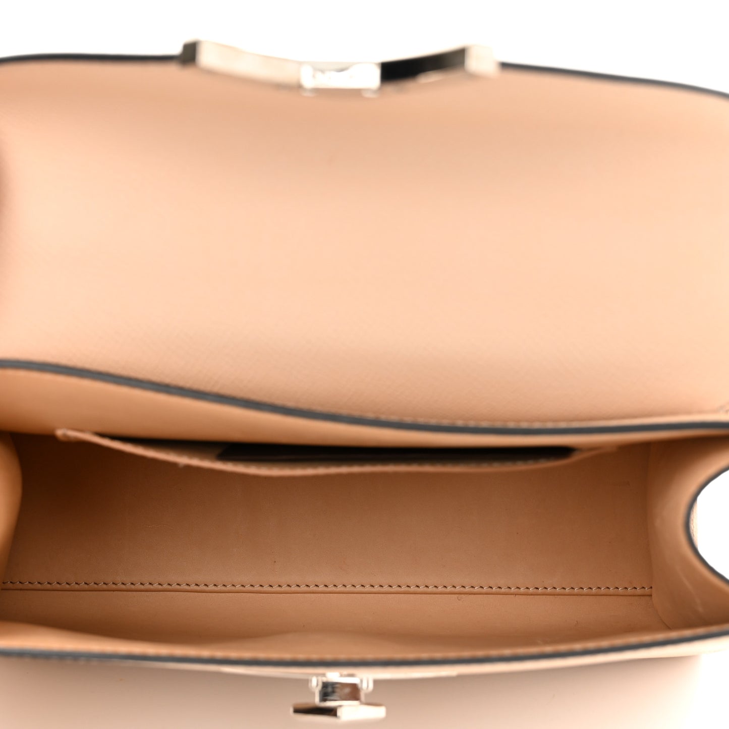 Carat Calfskin Gabrielle PM Petal