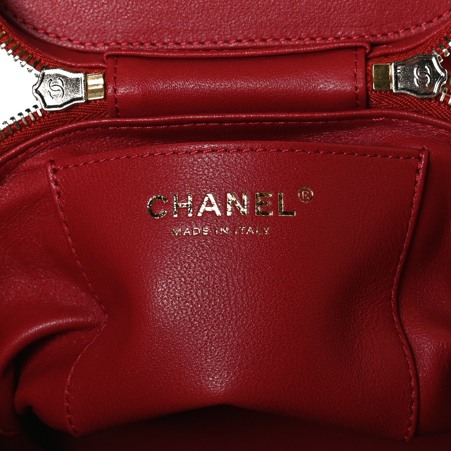 Chanel Lambskin Quilted Trendy Vanity Case Red 5 of 11