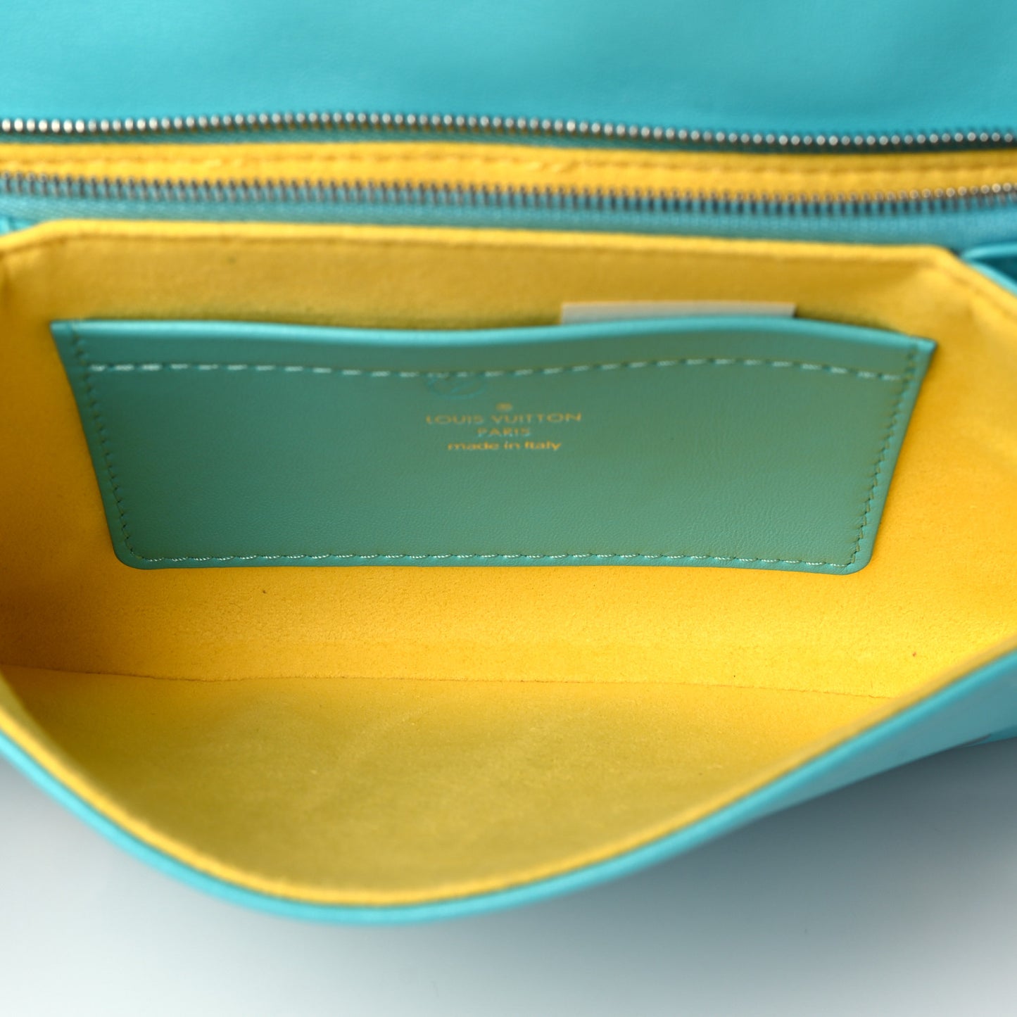 Lambskin Embossed Monogram Vuittamins Pochette Coussin Menthe Jaune