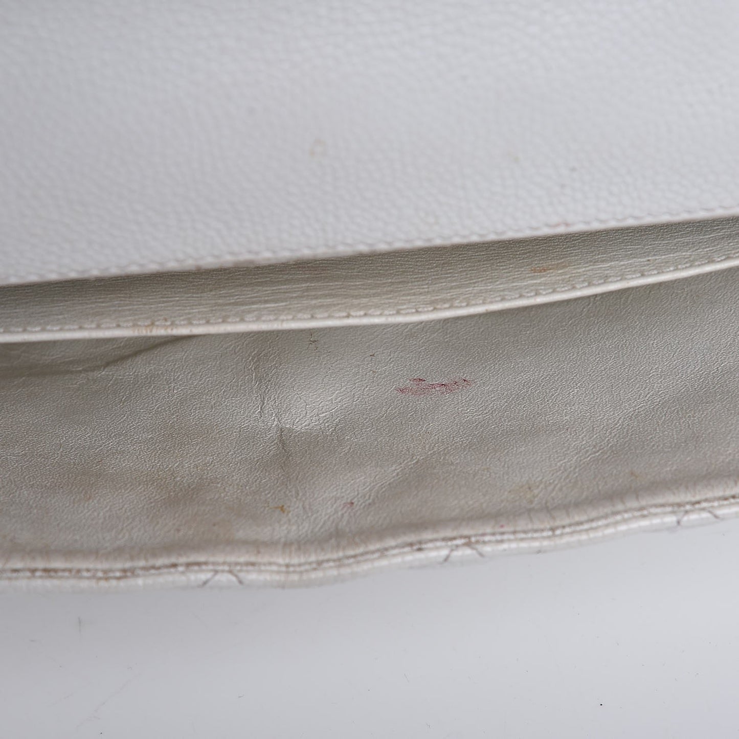 Caviar Quilted Jumbo Single Flap White