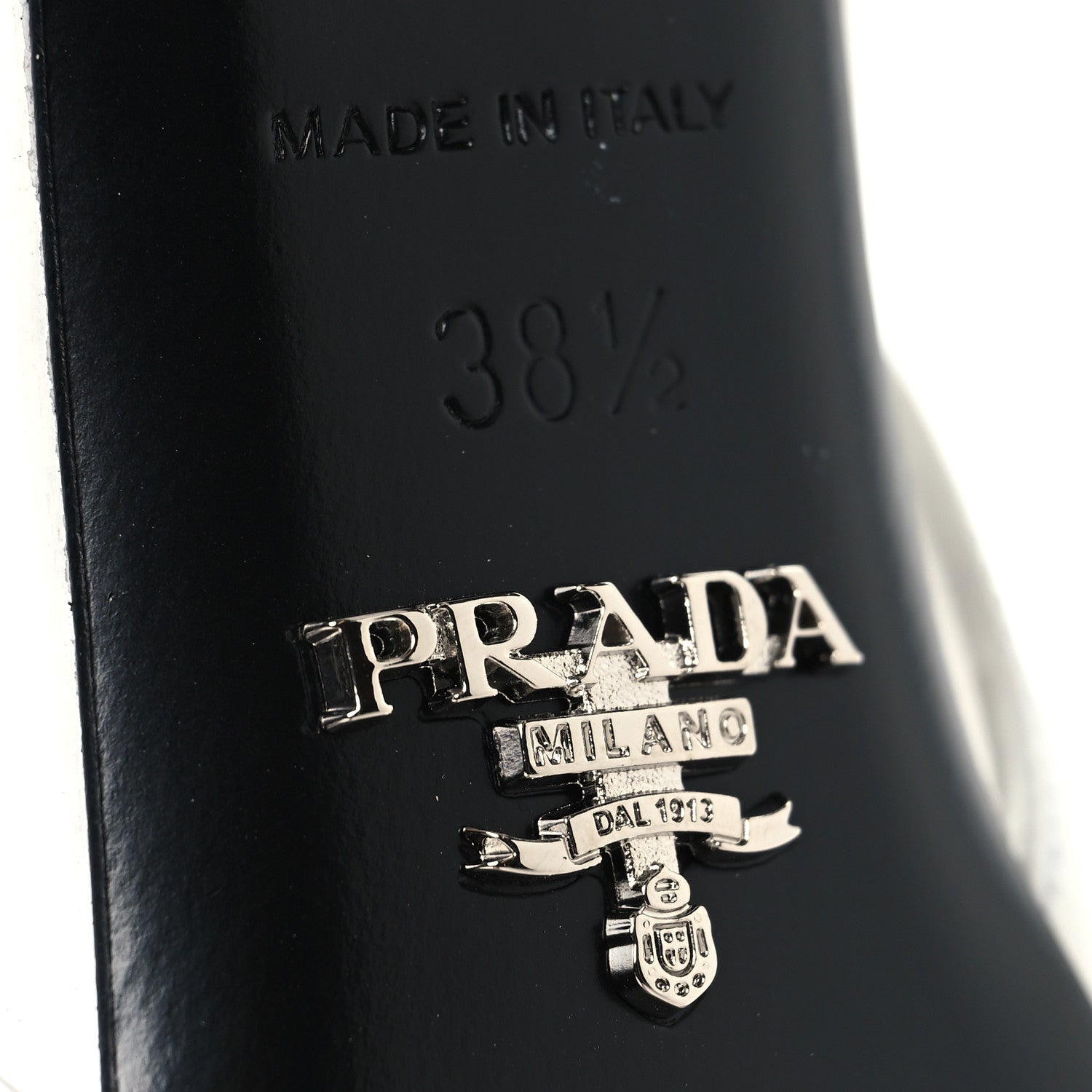 Prada Calfskin Triangle Logo Pointed Toe 75mm Slingback Pumps 38.5 White 7 of 9