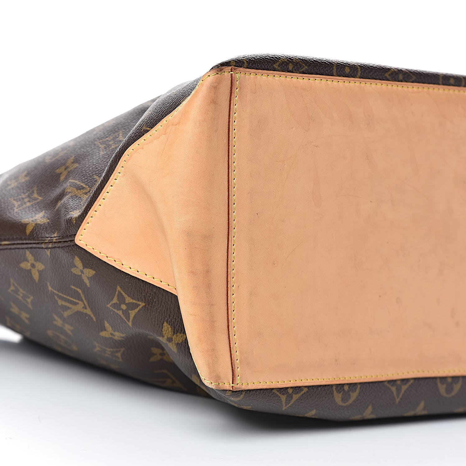 Louis Vuitton Monogram Cabas Mezzo 9 of 12