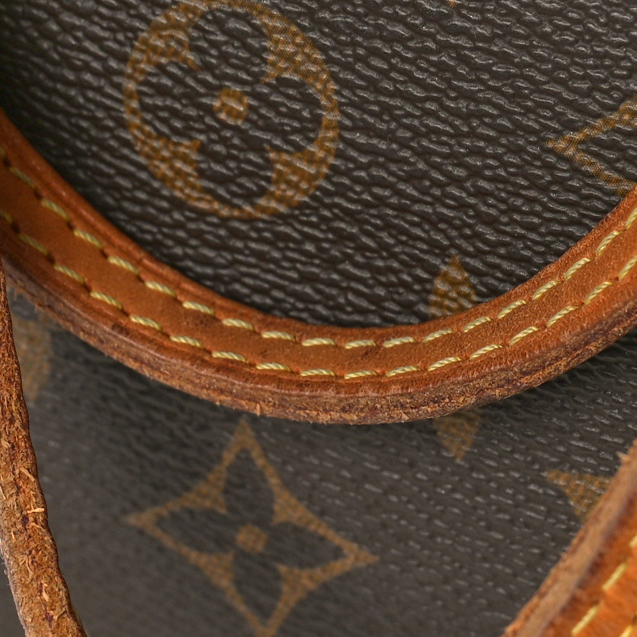 Louis Vuitton Monogram Neverfull MM 11 of 14