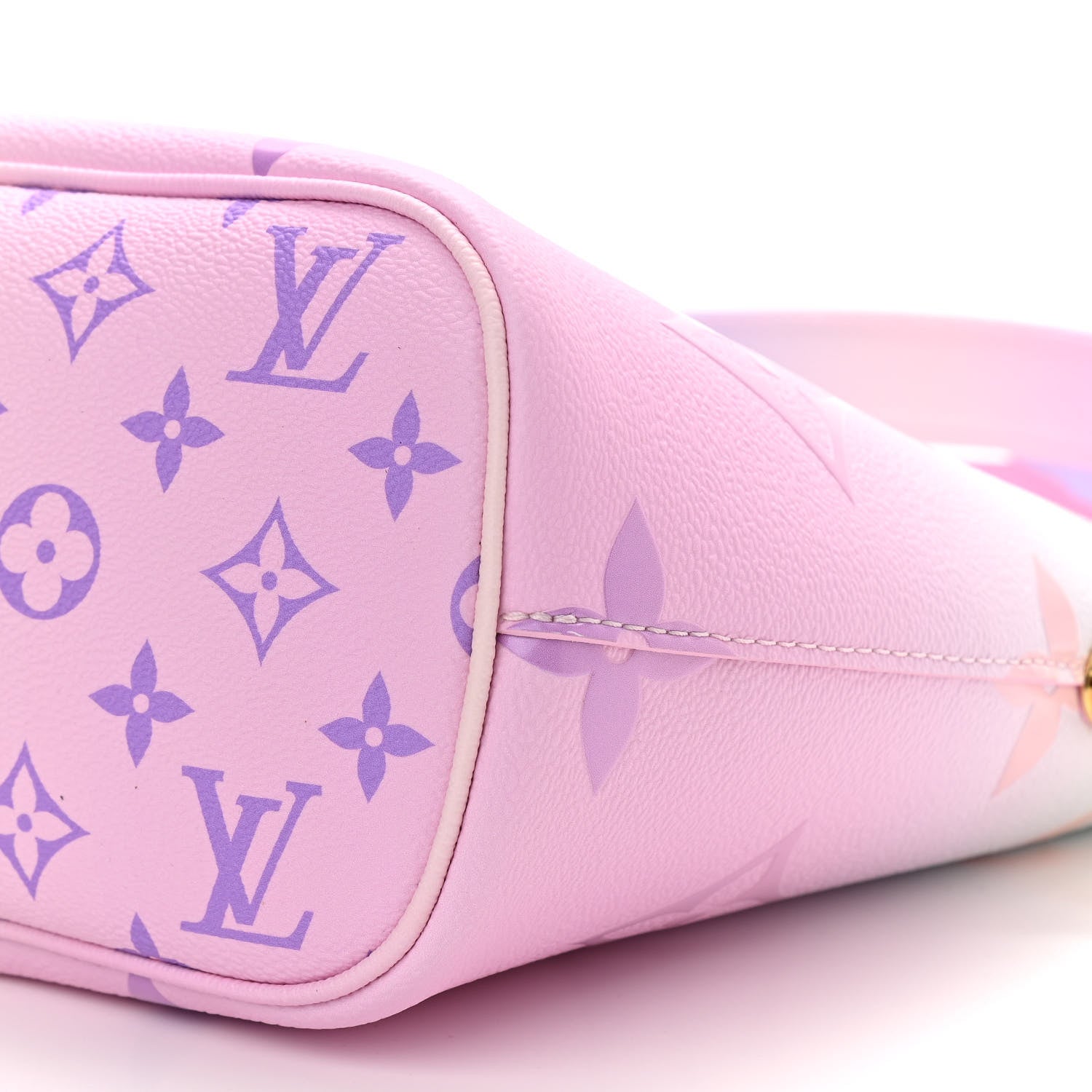 Louis Vuitton Monogram Giant Spring In The City Marshmallow Hobo PM Sunrise Pastel 9 of 9