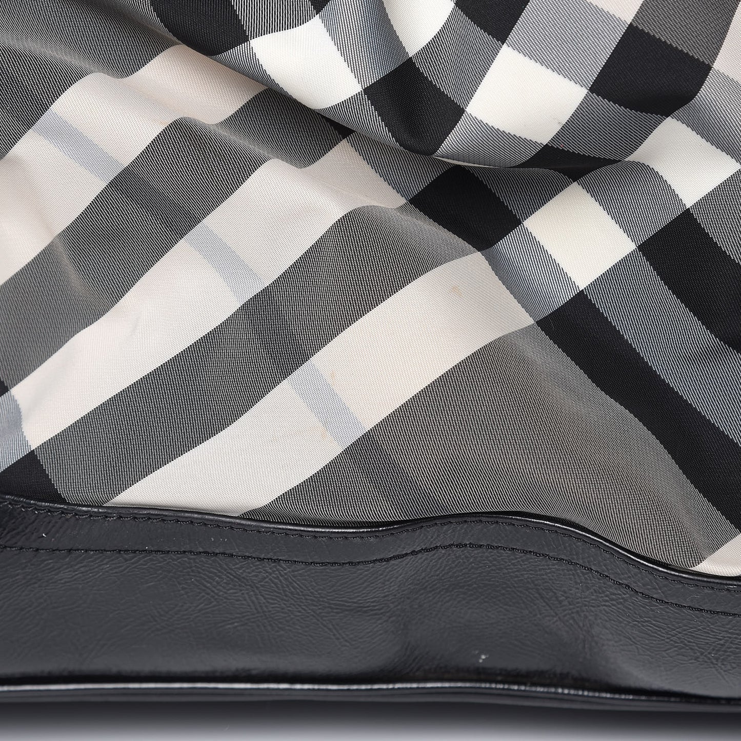 Nylon Beat Check Lowry Black