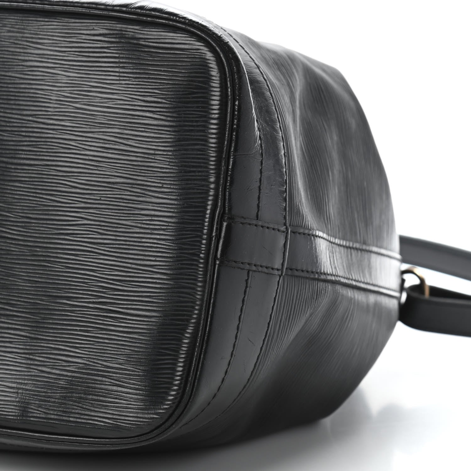 Louis Vuitton Epi Noe Black 8 of 8