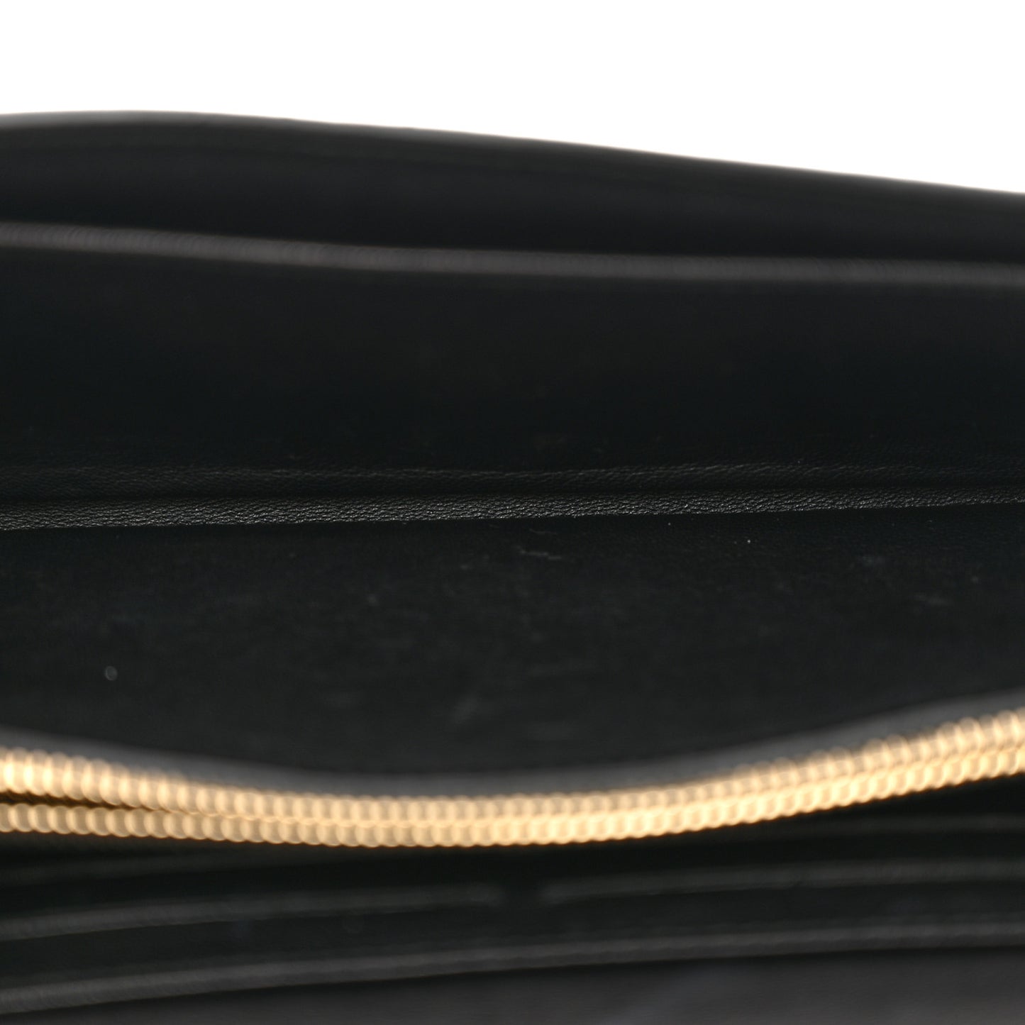 Pebbled Calfskin Skull Wallet on Chain Black