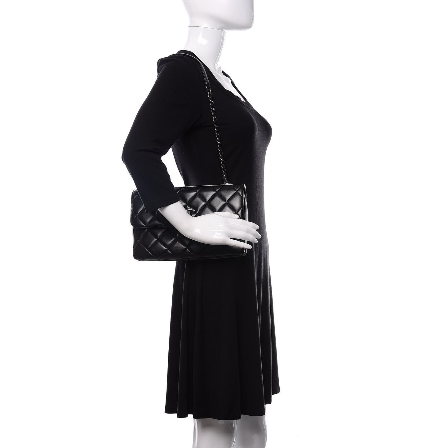 Lambskin Quilted Medium Trendy CC Flap Black
