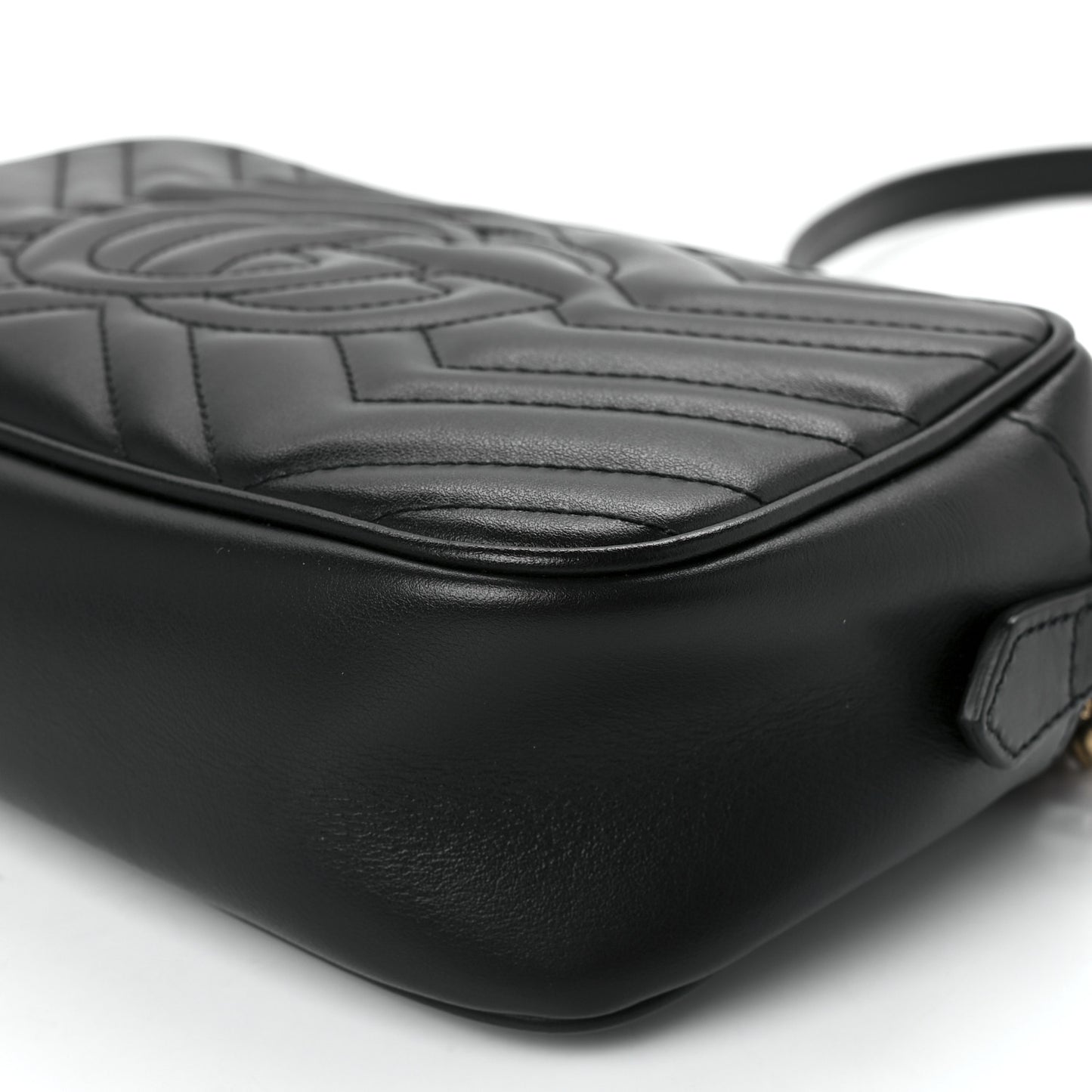 Calfskin Matelasse Small GG Marmont Chain Shoulder Bag Black