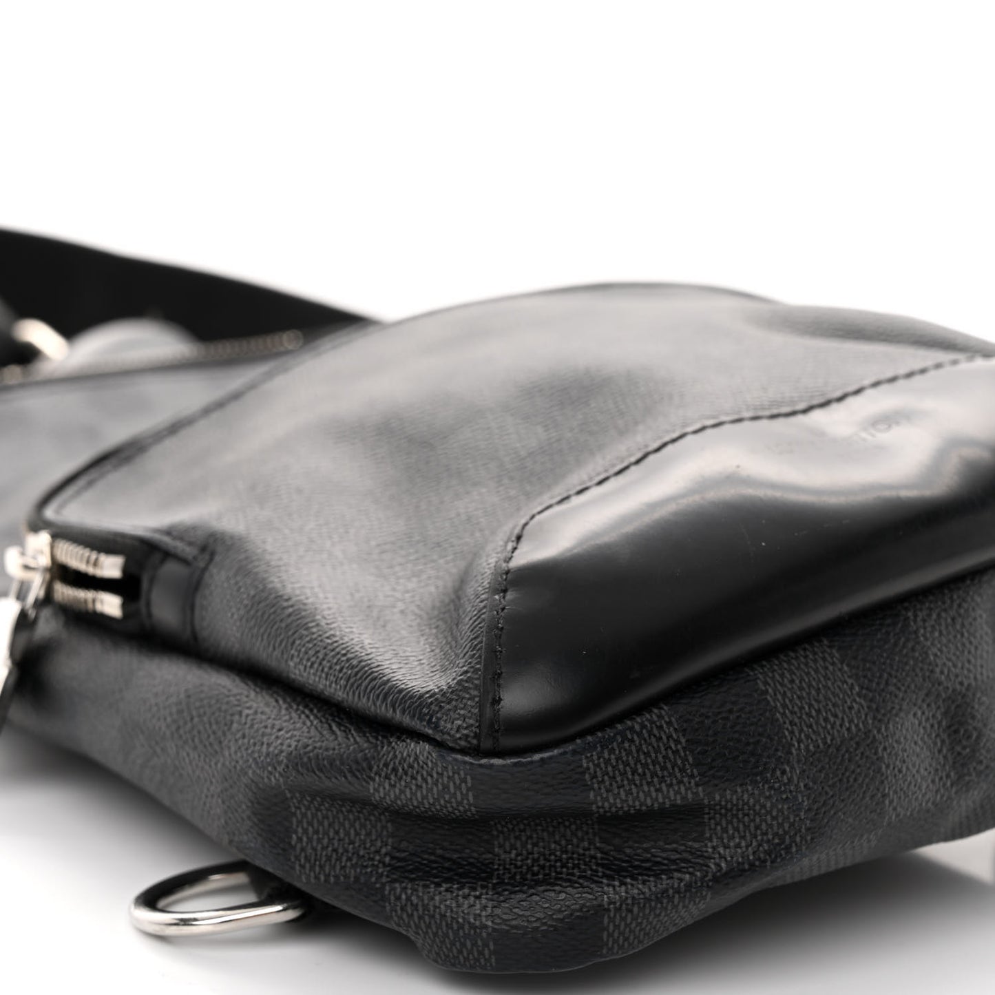 Damier Graphite Avenue Sling Bag