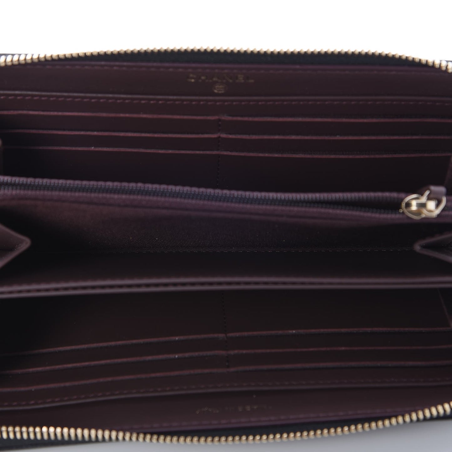 Grained Calfskin Neo Executive Zip Around Wallet Black