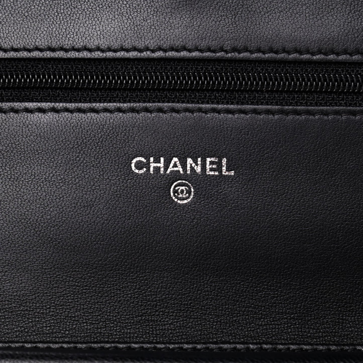 Lambskin Quilted Wallet On Chain WOC Black
