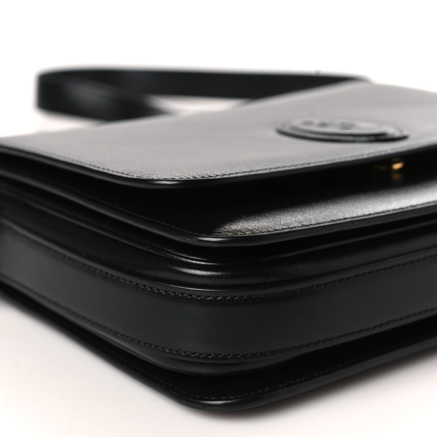 Calfskin Medium Le 61 Shoulder Bag Black