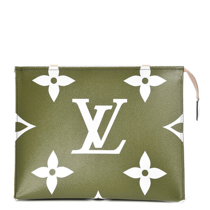 Louis Vuitton Monogram Giant Toiletry Pouch 26 Kaki 1 of 8