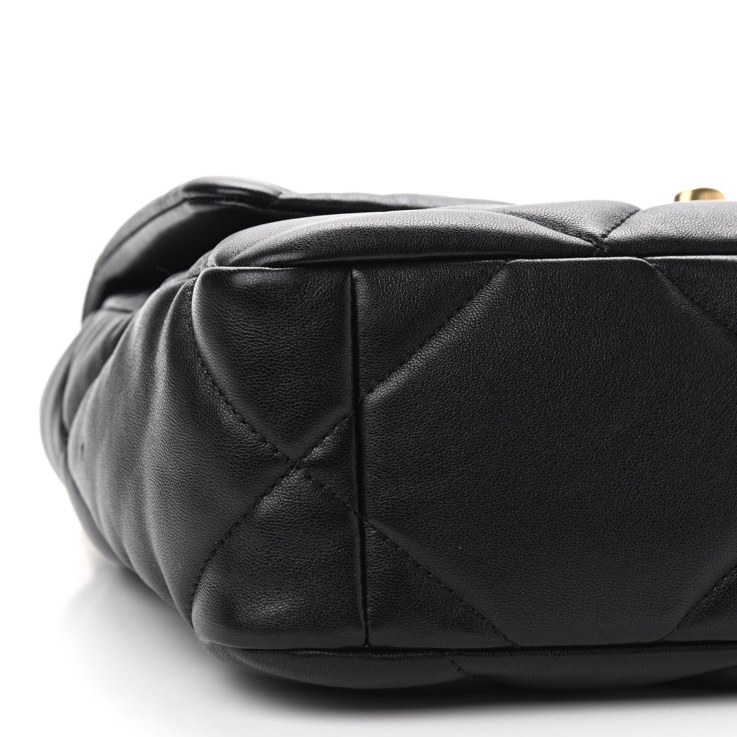 Lambskin Quilted Medium Chanel 19 Flap Black