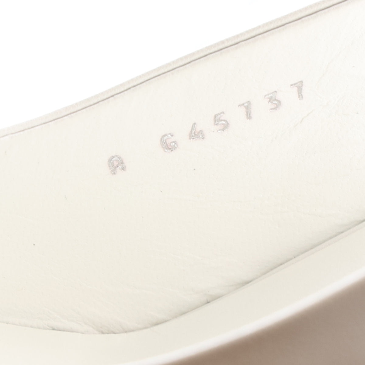 Chanel Goatskin Grosgrain Pointed Cap Toe CC Slingback Pumps 38.5 White Black 9 of 10