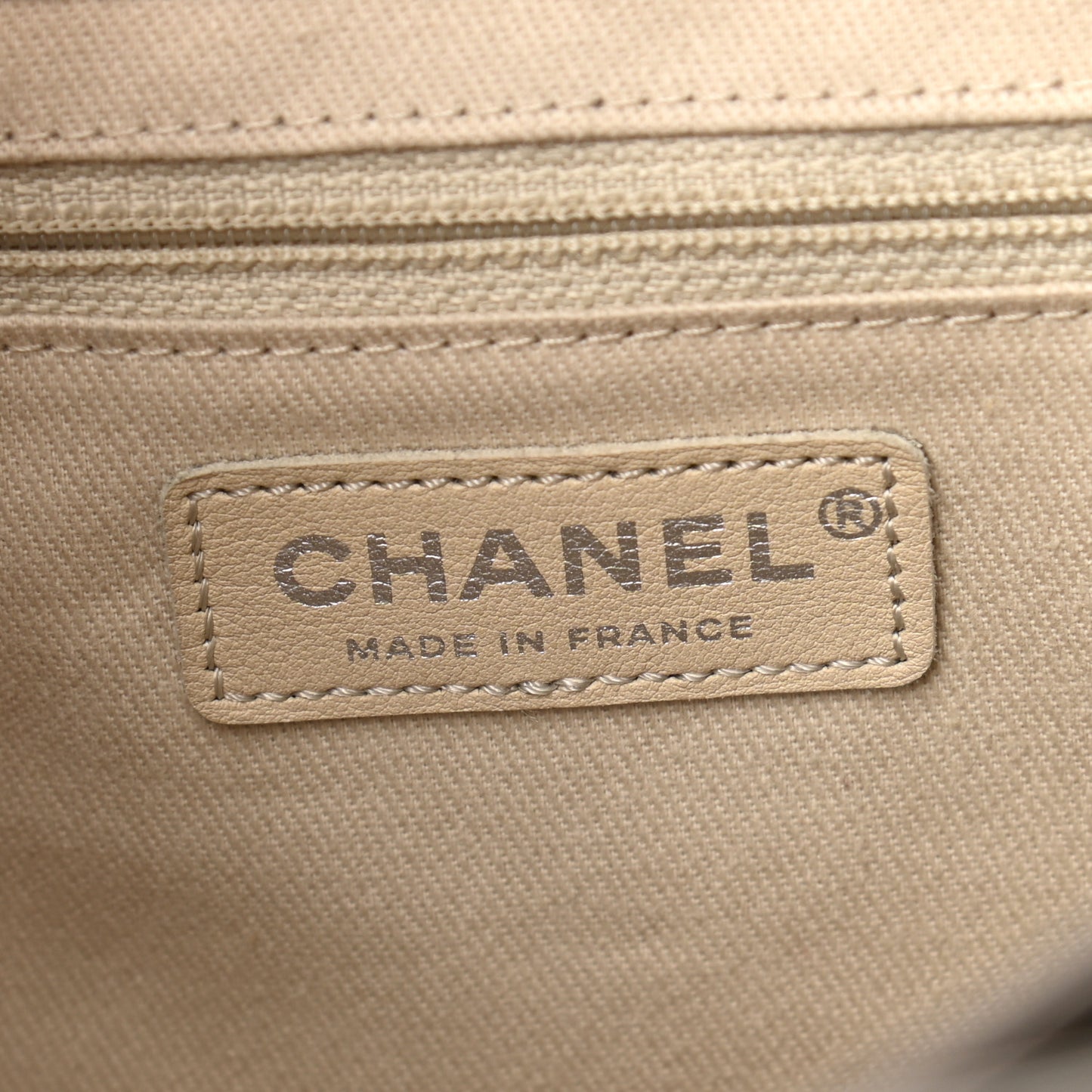 Aged Calfskin Medium Lady Pearly Flap Grey