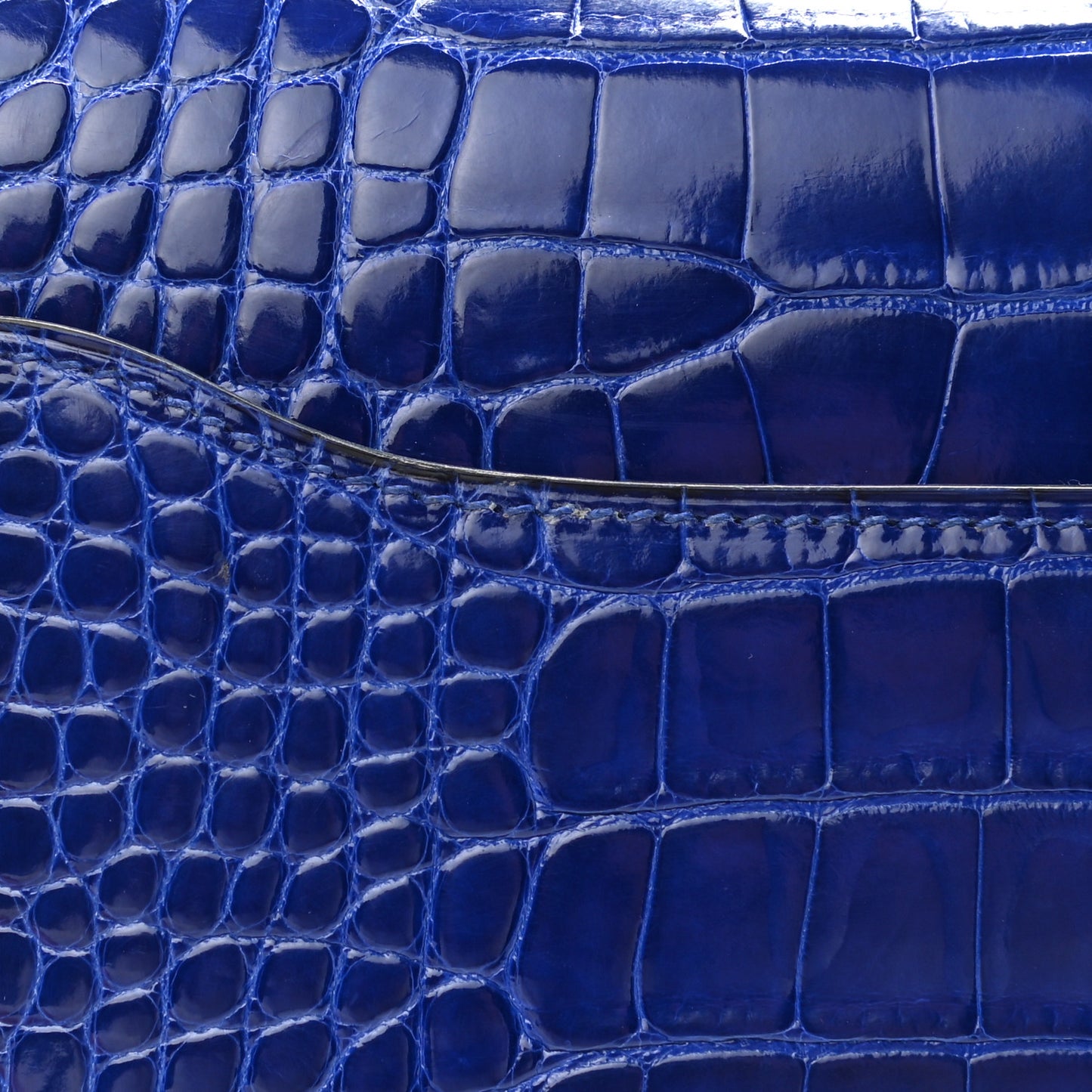 Shiny Alligator Constance Long Wallet Bleu Electric