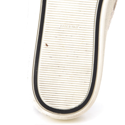 Chanel Grained Goatskin Hollow Out Flower Sneakers 39.5 White Black 13 of 14
