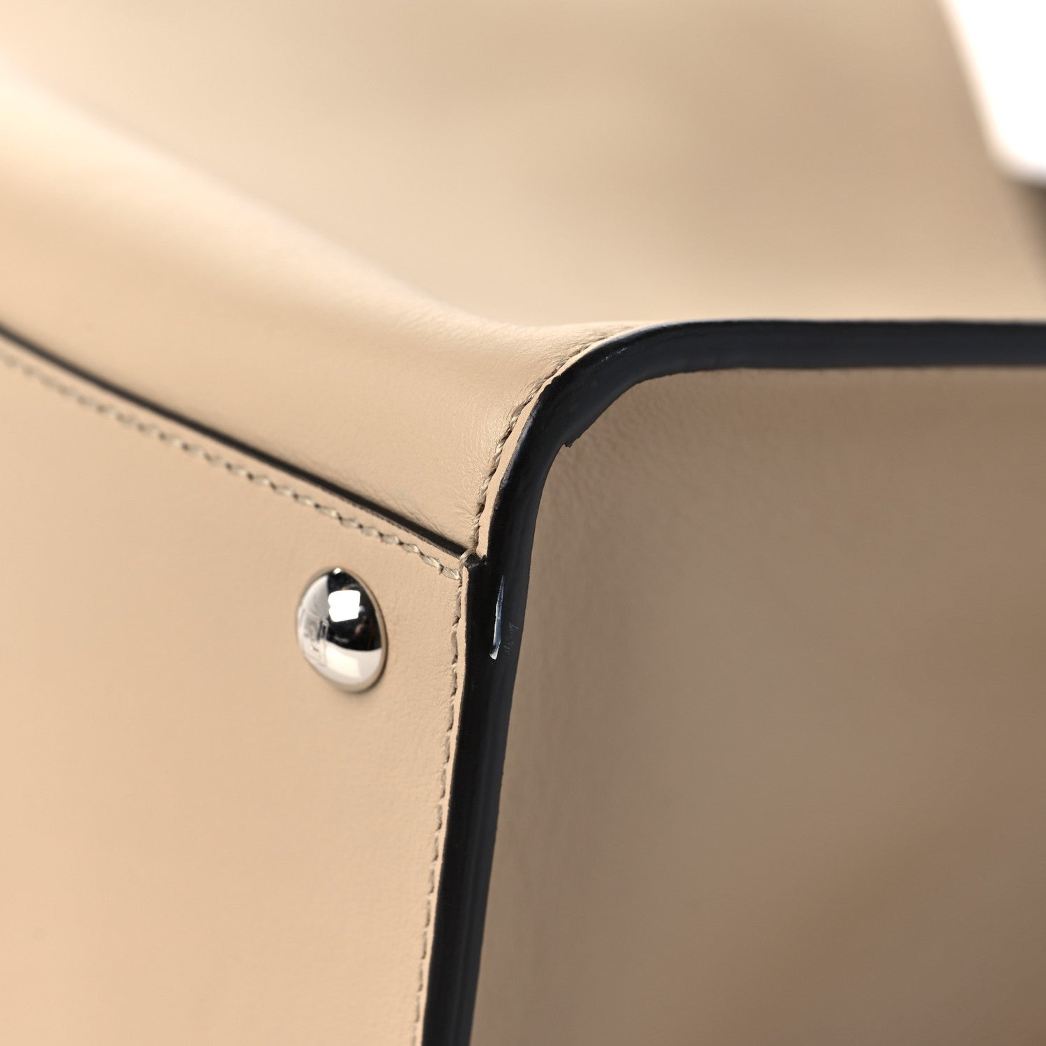 Fendi Vitello Seta Light Camoscio Medium Peekaboo X-Lite Amido Ciclamino 9 of 10