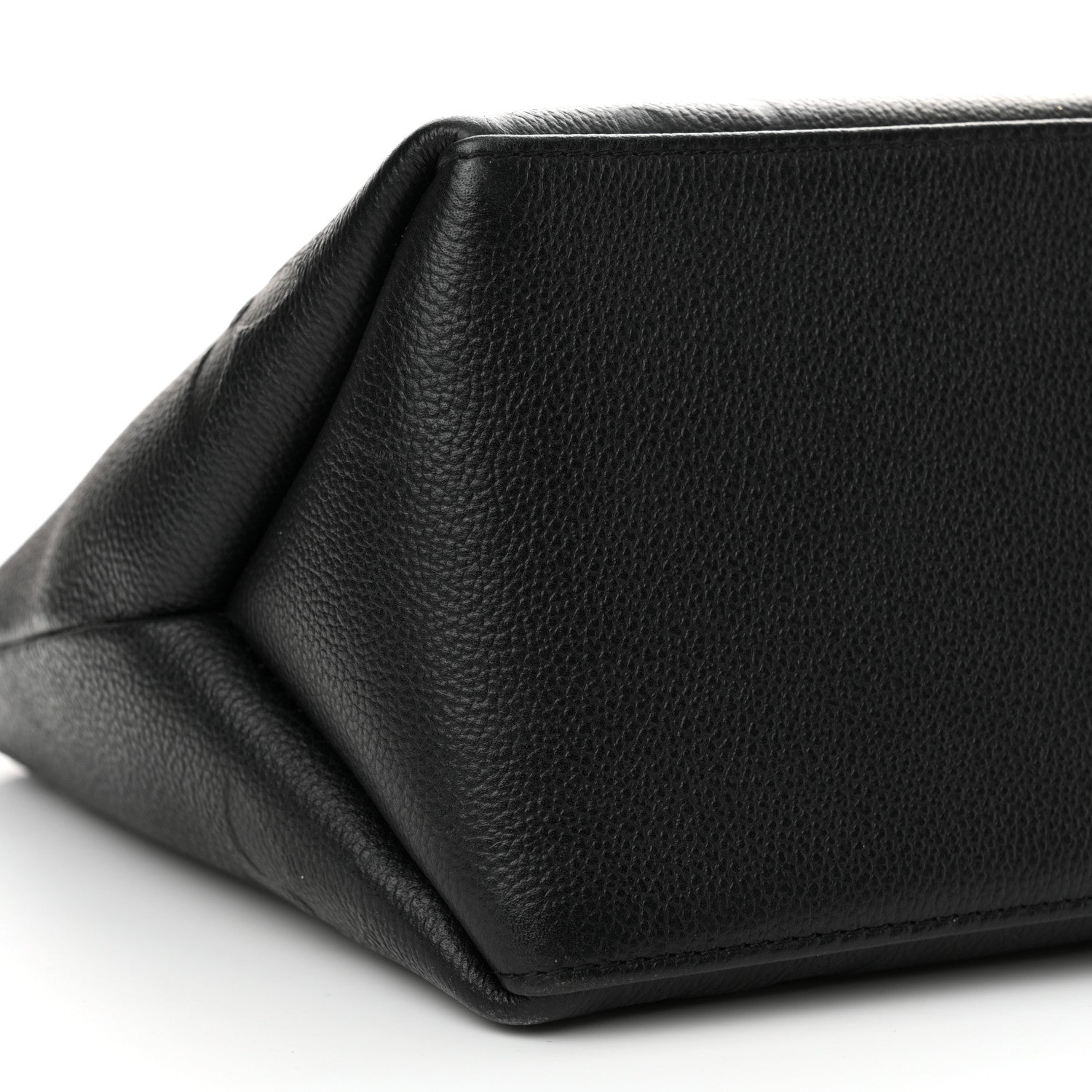 Louis Vuitton Empreinte Monogram Giant Grand Palais Black 8 of 15