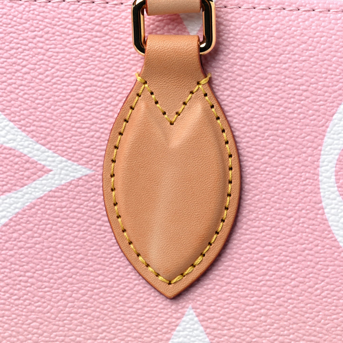 Monogram Giant By The Pool Hawaii Onthego GM Light Pink