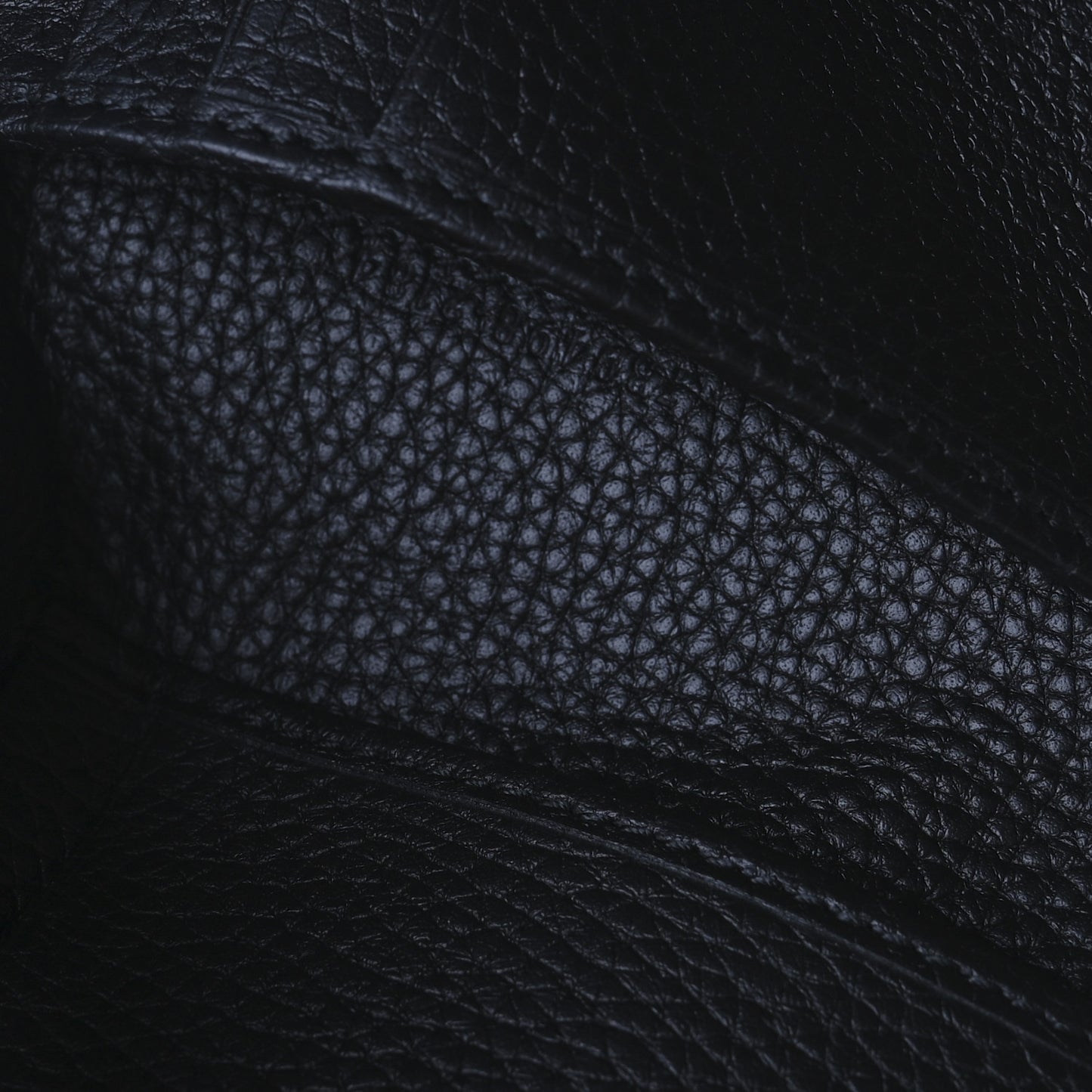 Piuma Calfskin Medium Bamboo Double G Wallet Black