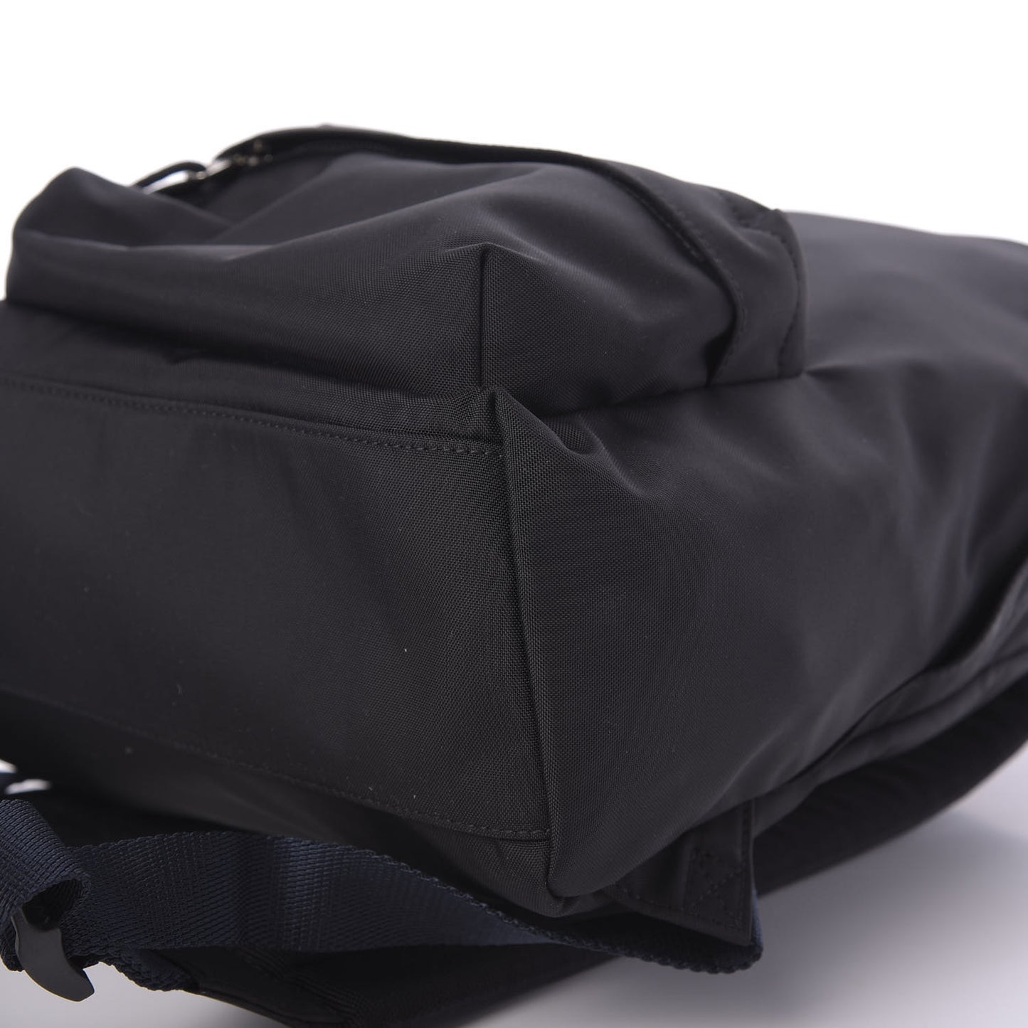Sport Nylon Logo Embroidered S Wheel Backpack Black White