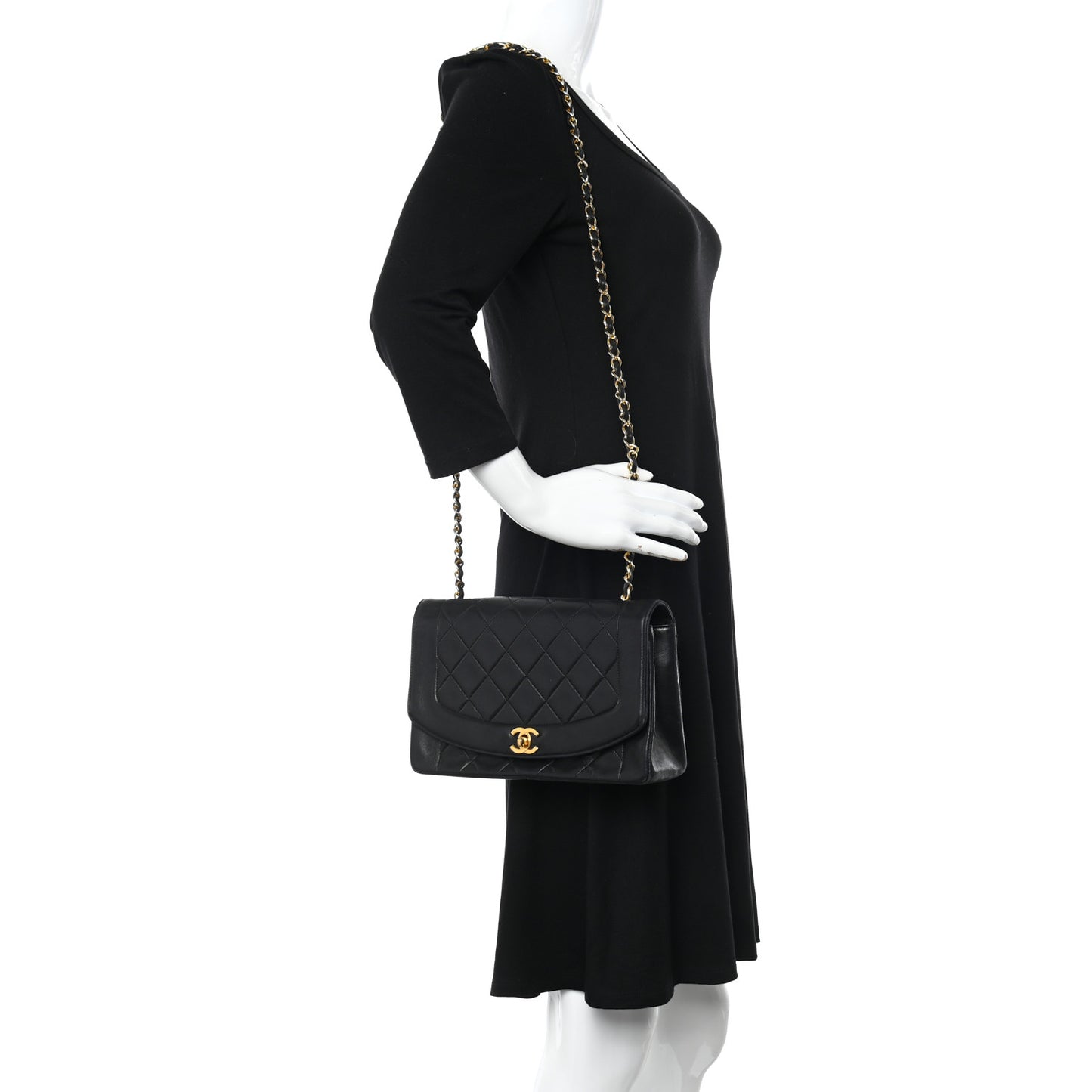 Lambskin Quilted Medium Single Flap Black
